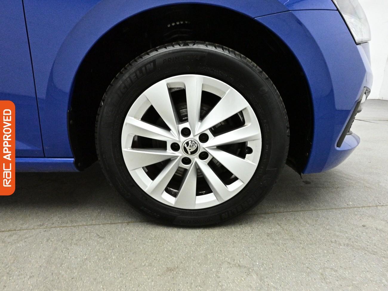 Skoda Scala view 27