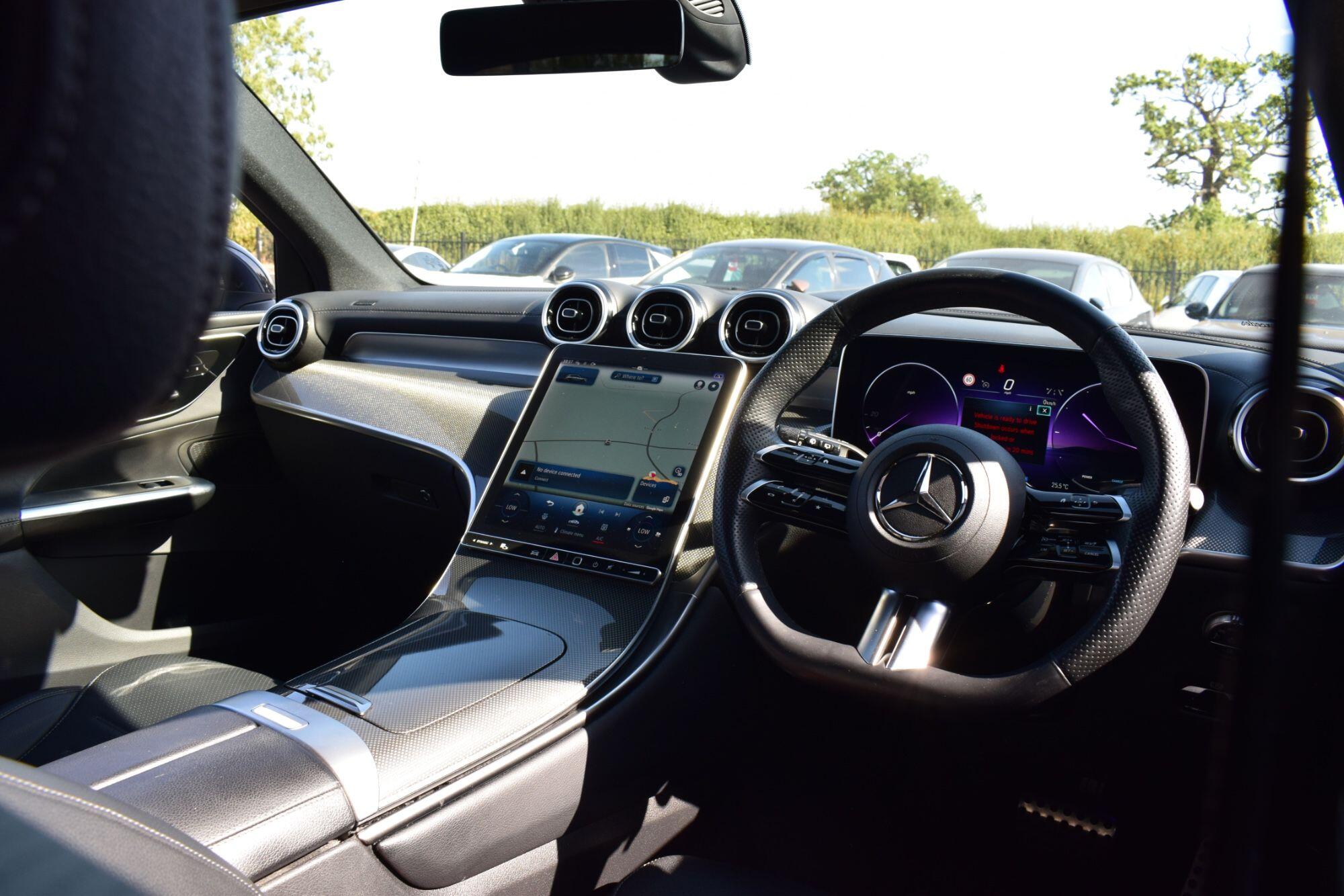 Mercedes-Benz GLC view 16