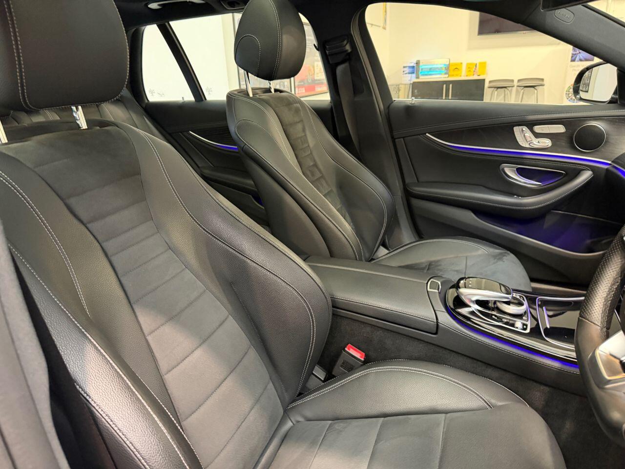 Mercedes-Benz E Class view 24