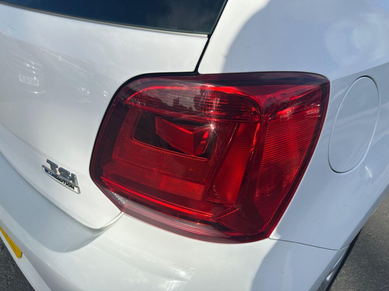 Volkswagen Polo view 21