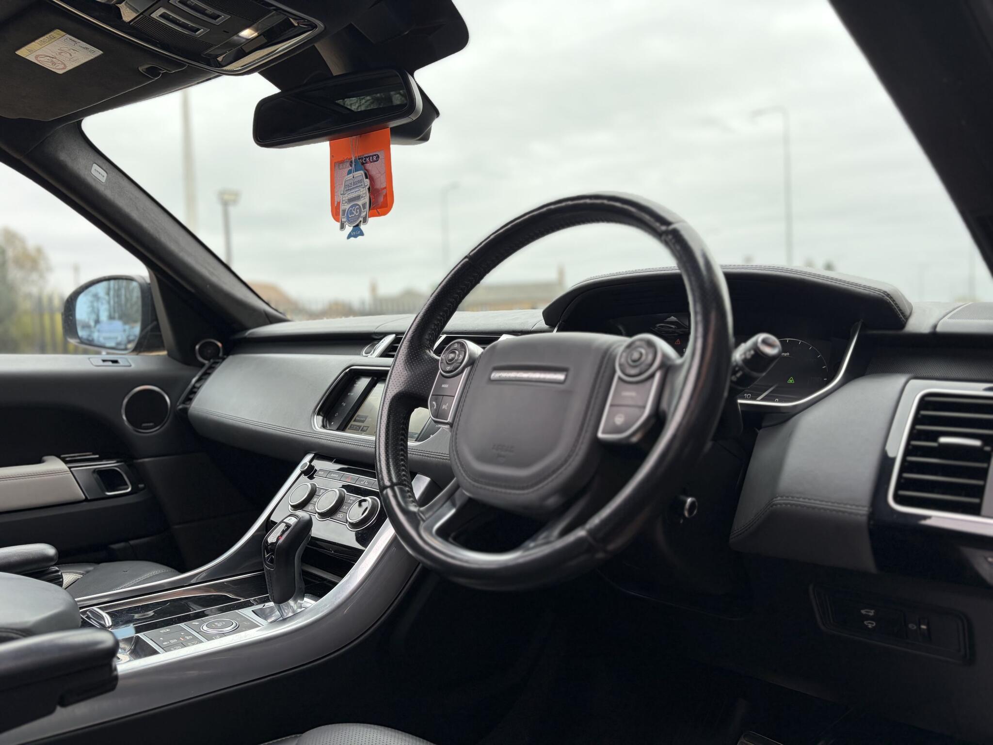 Land Rover Range Rover Sport view 15