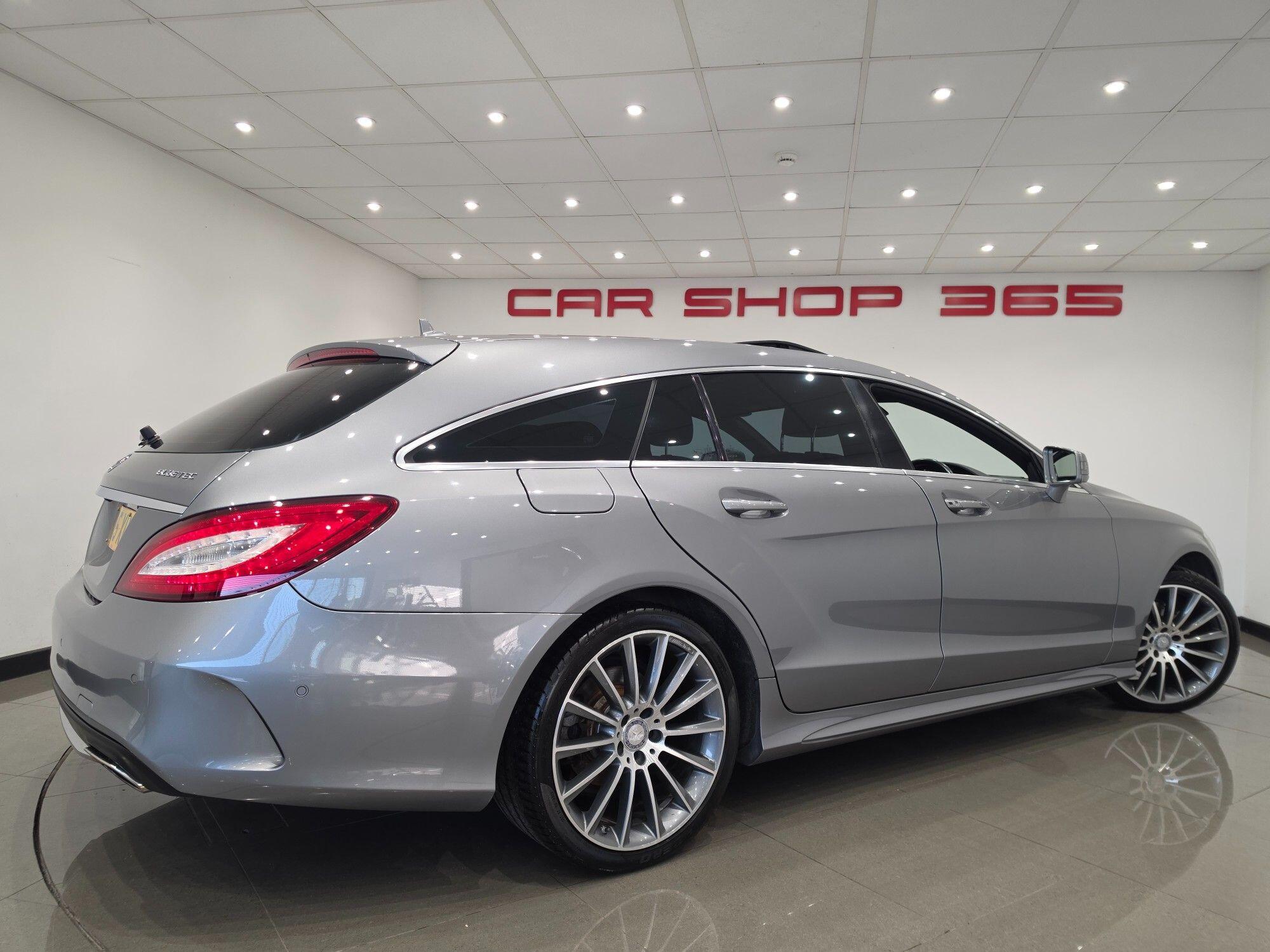 Mercedes-Benz CLS view 85