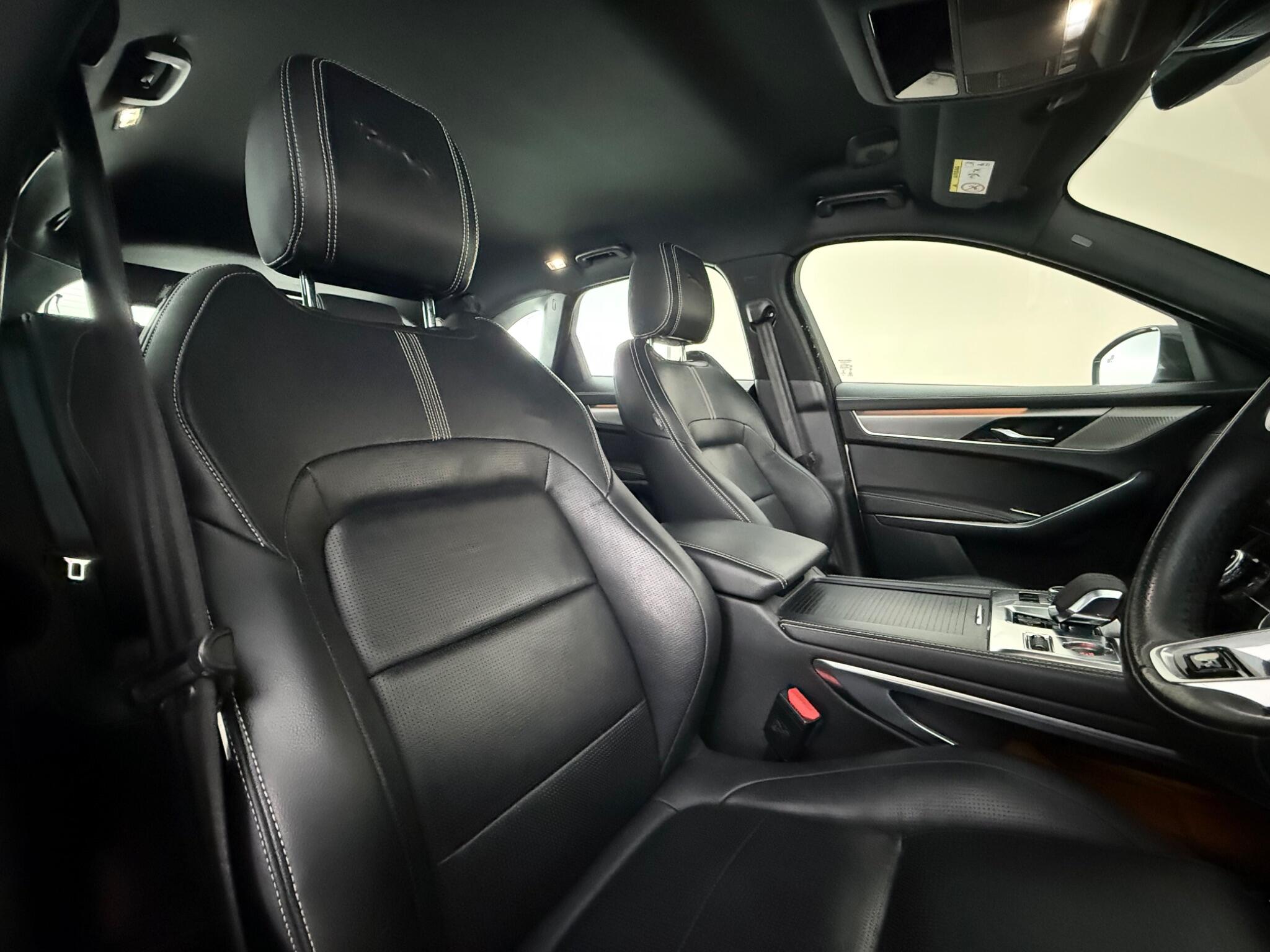 Jaguar F-Pace view 30
