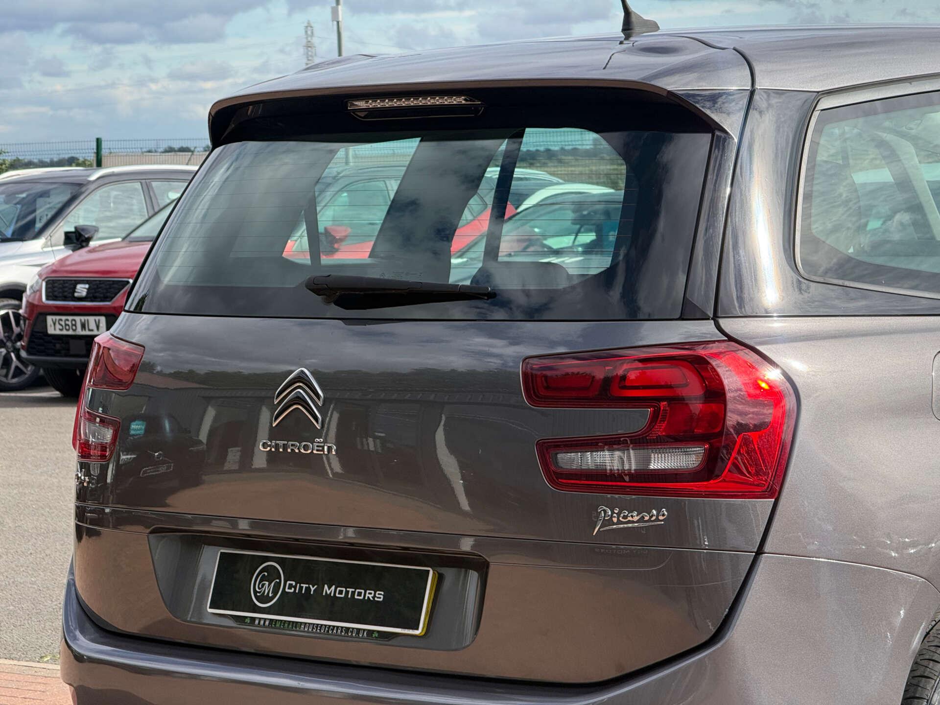 Citroen Grand C4 Picasso view 20