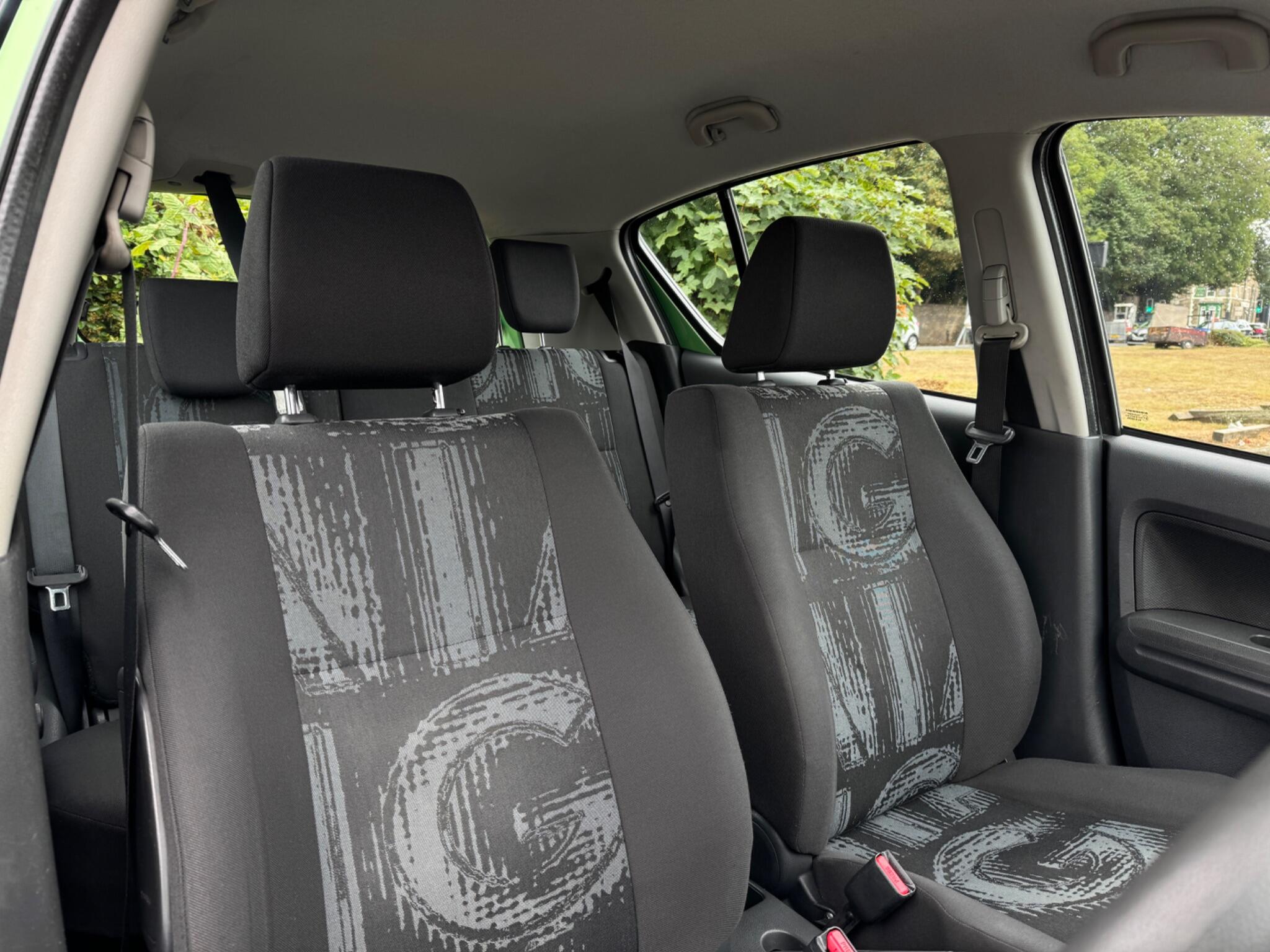 Vauxhall Agila view 17