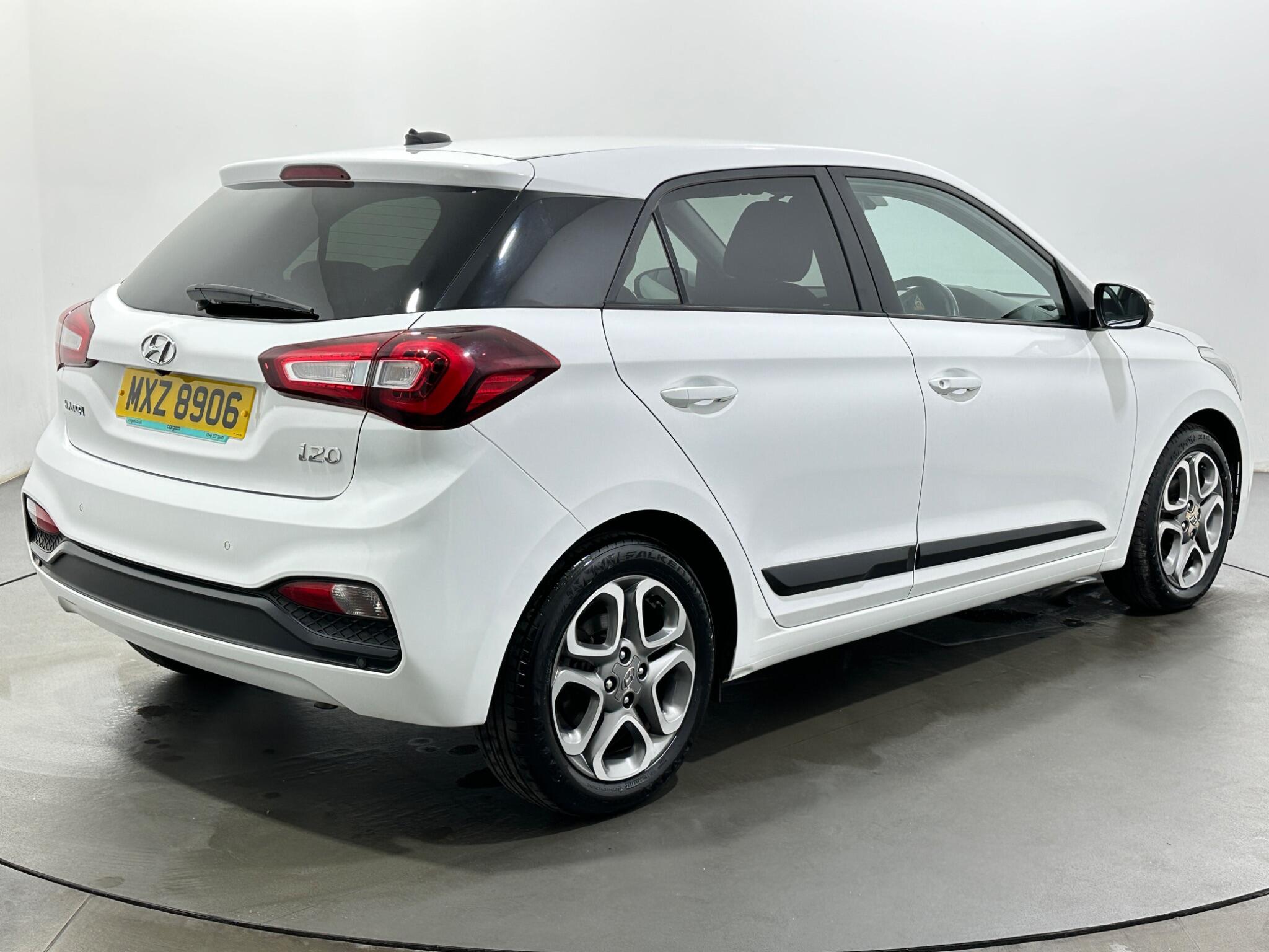 Hyundai I20 view 8