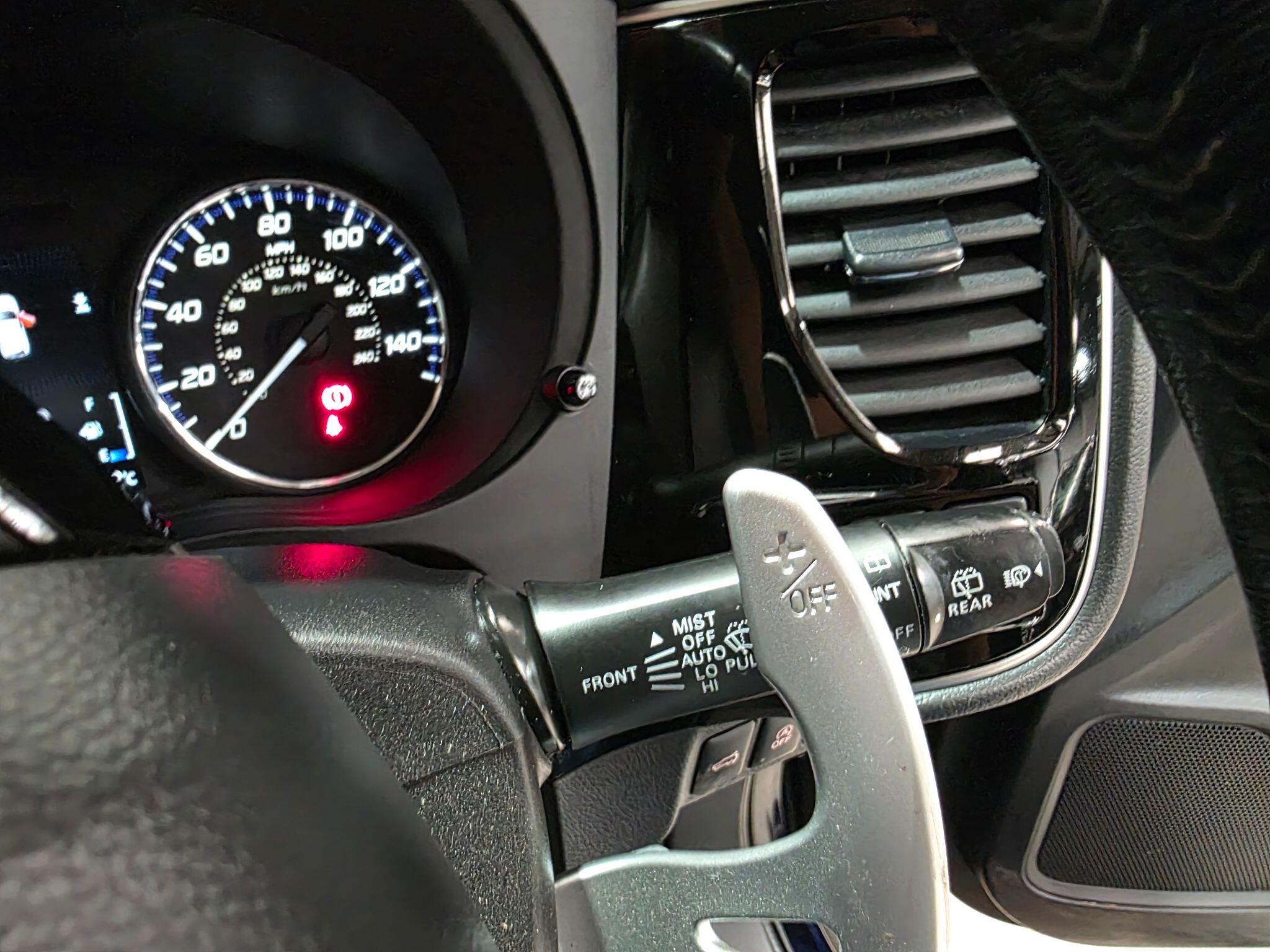 Mitsubishi Outlander view 18