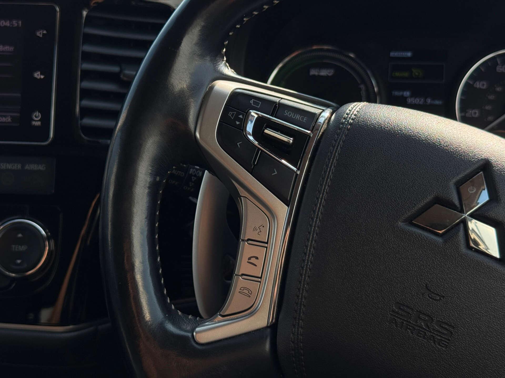 Mitsubishi Outlander view 48