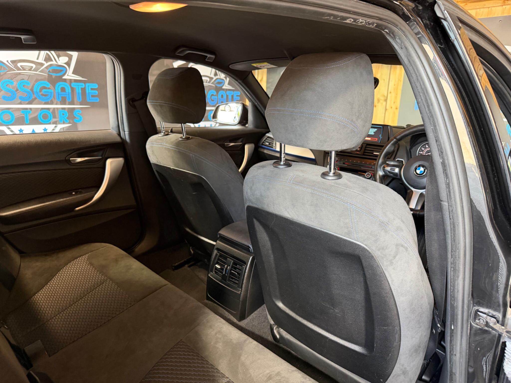 BMW 1 Series view 20