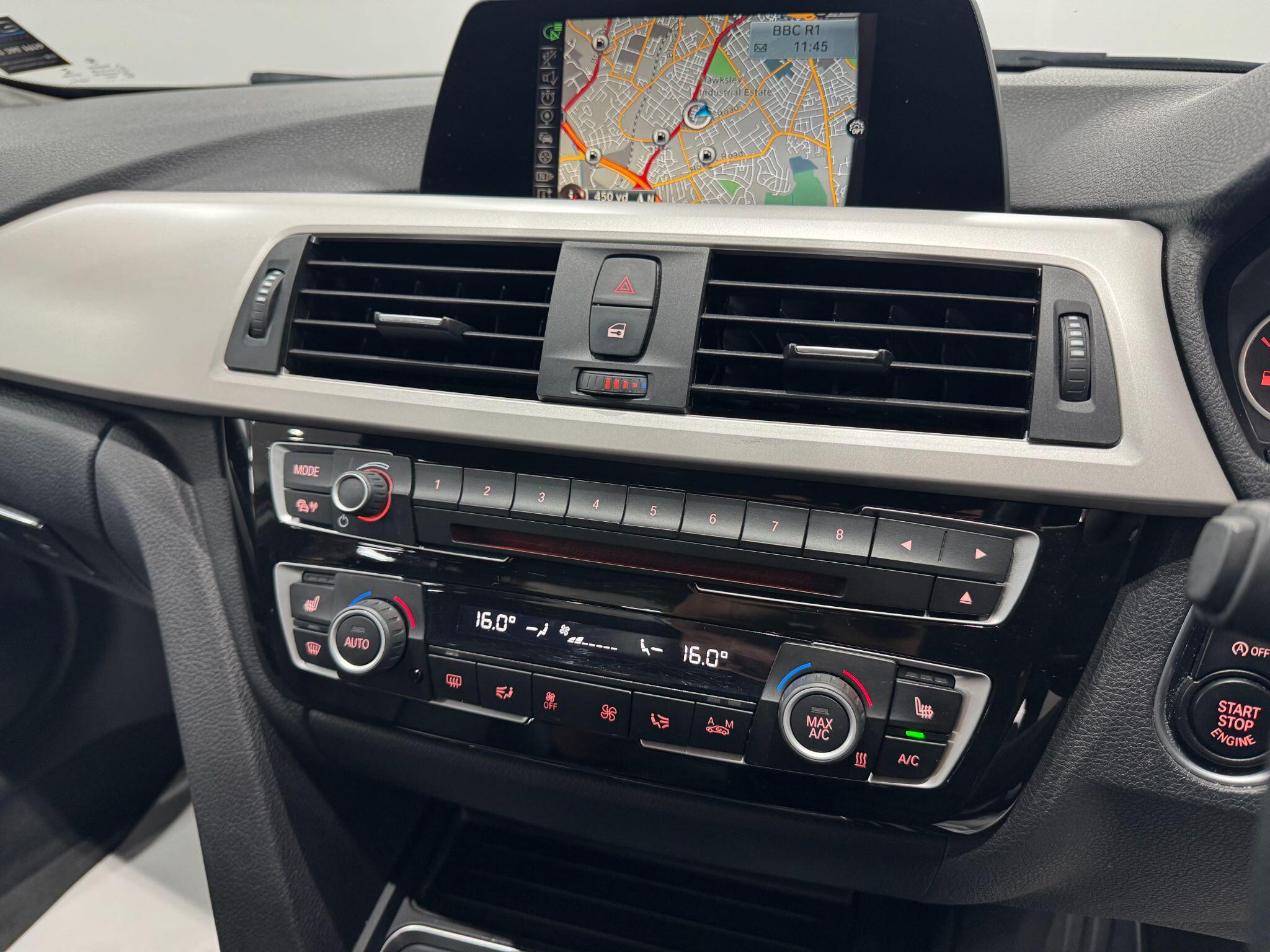 BMW 3 Series view 21