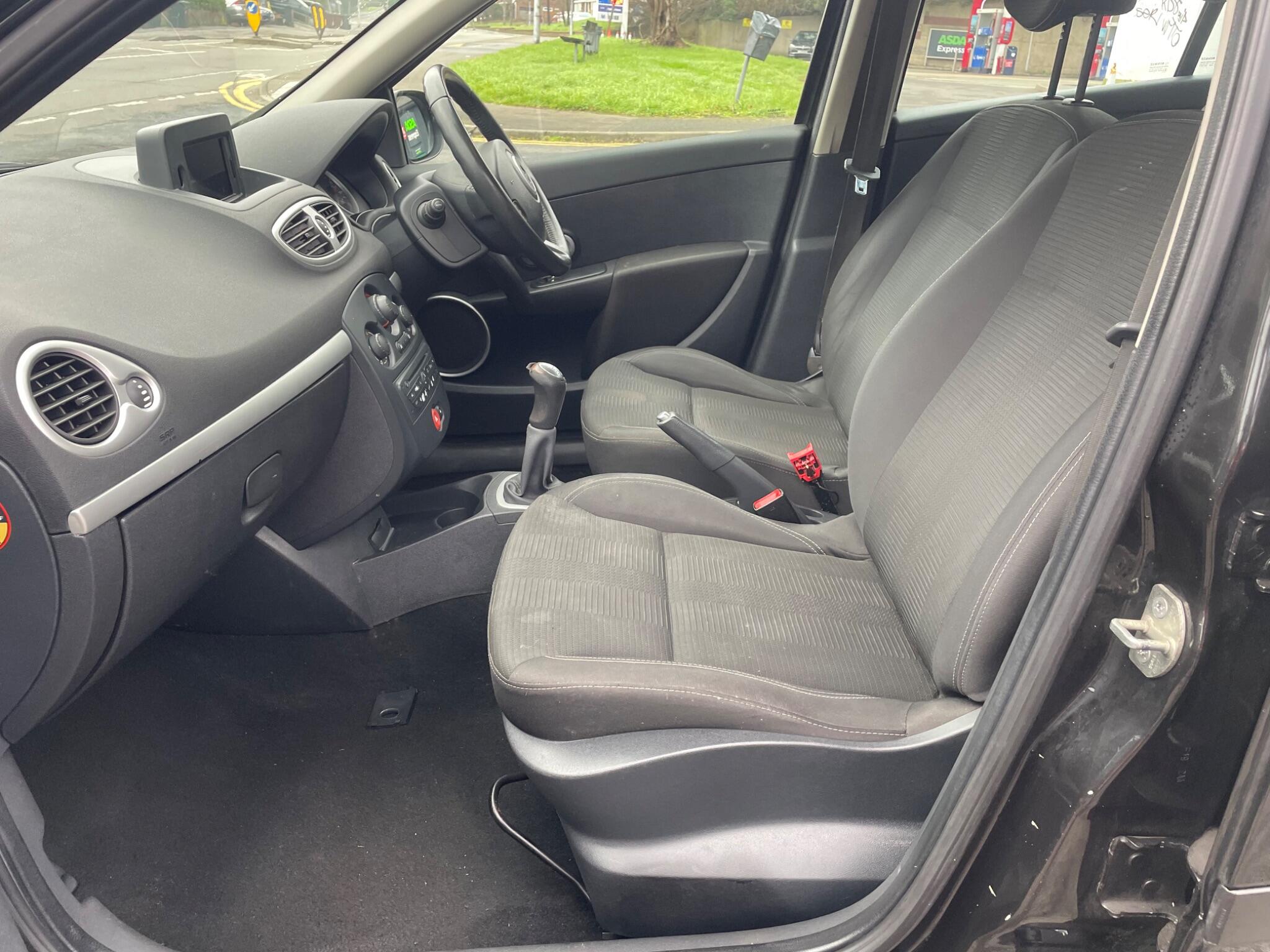 2011 Renault Clio image 61