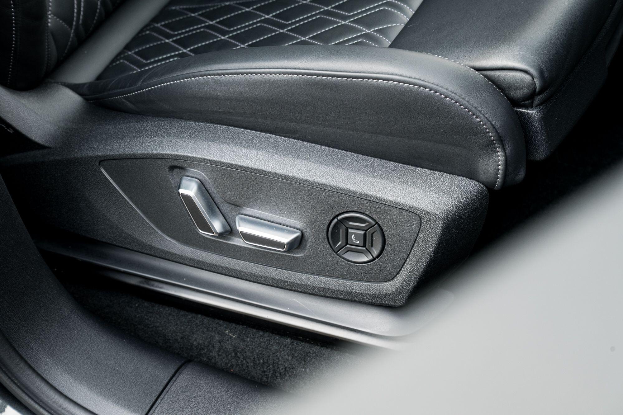 Audi SQ6 E-Tron view 30