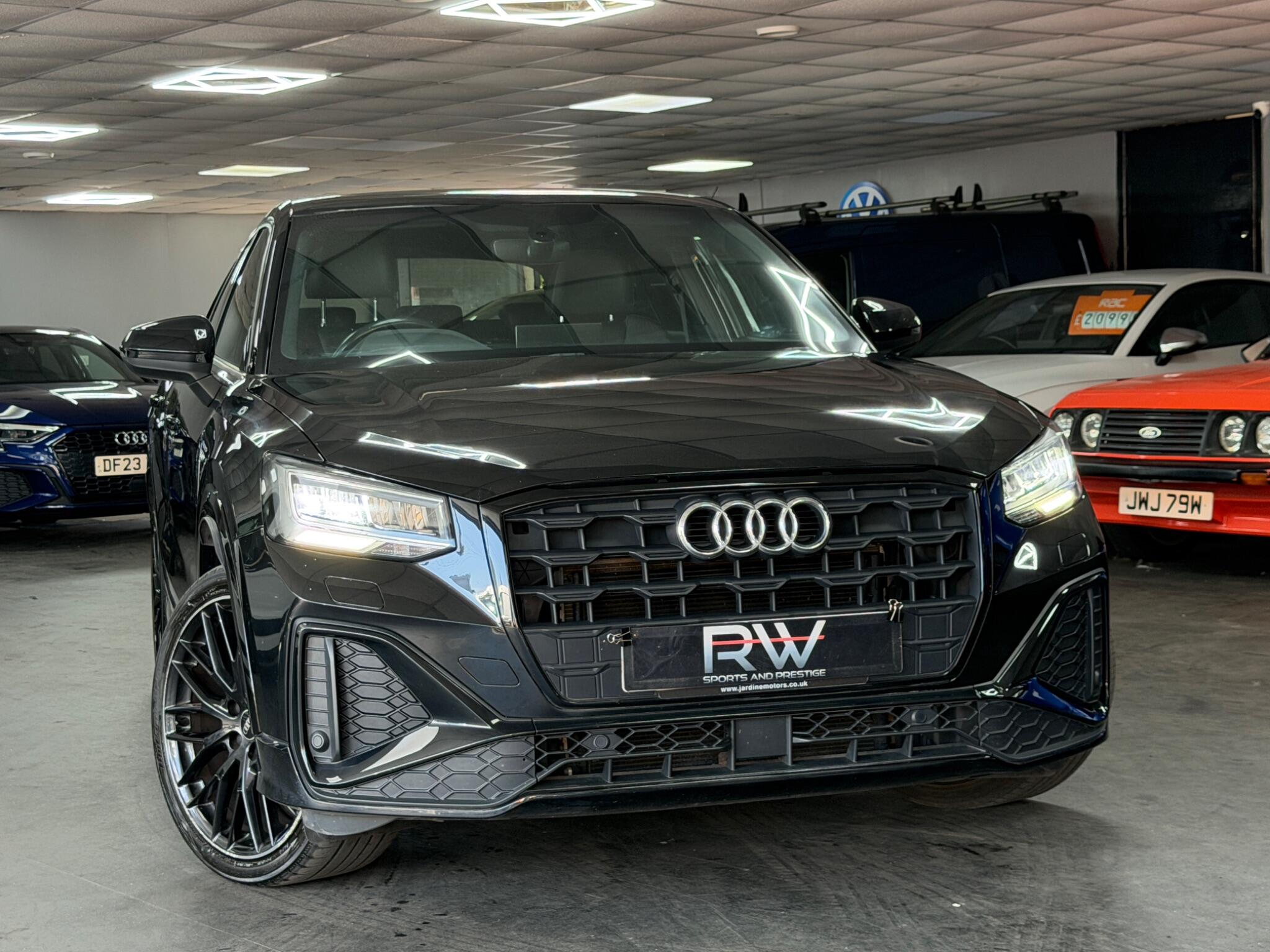 Audi Q2 view 52