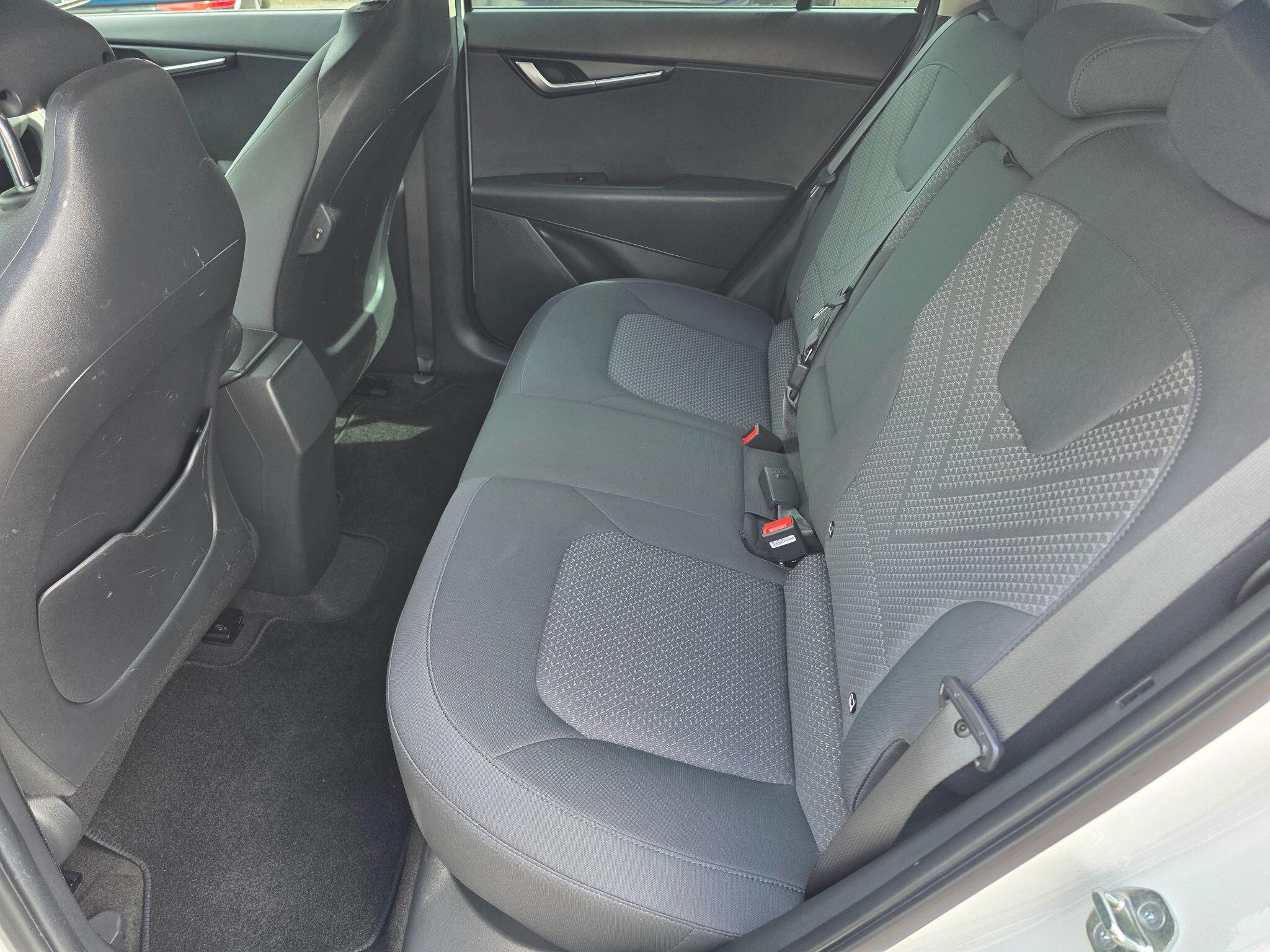 Kia Niro view 13