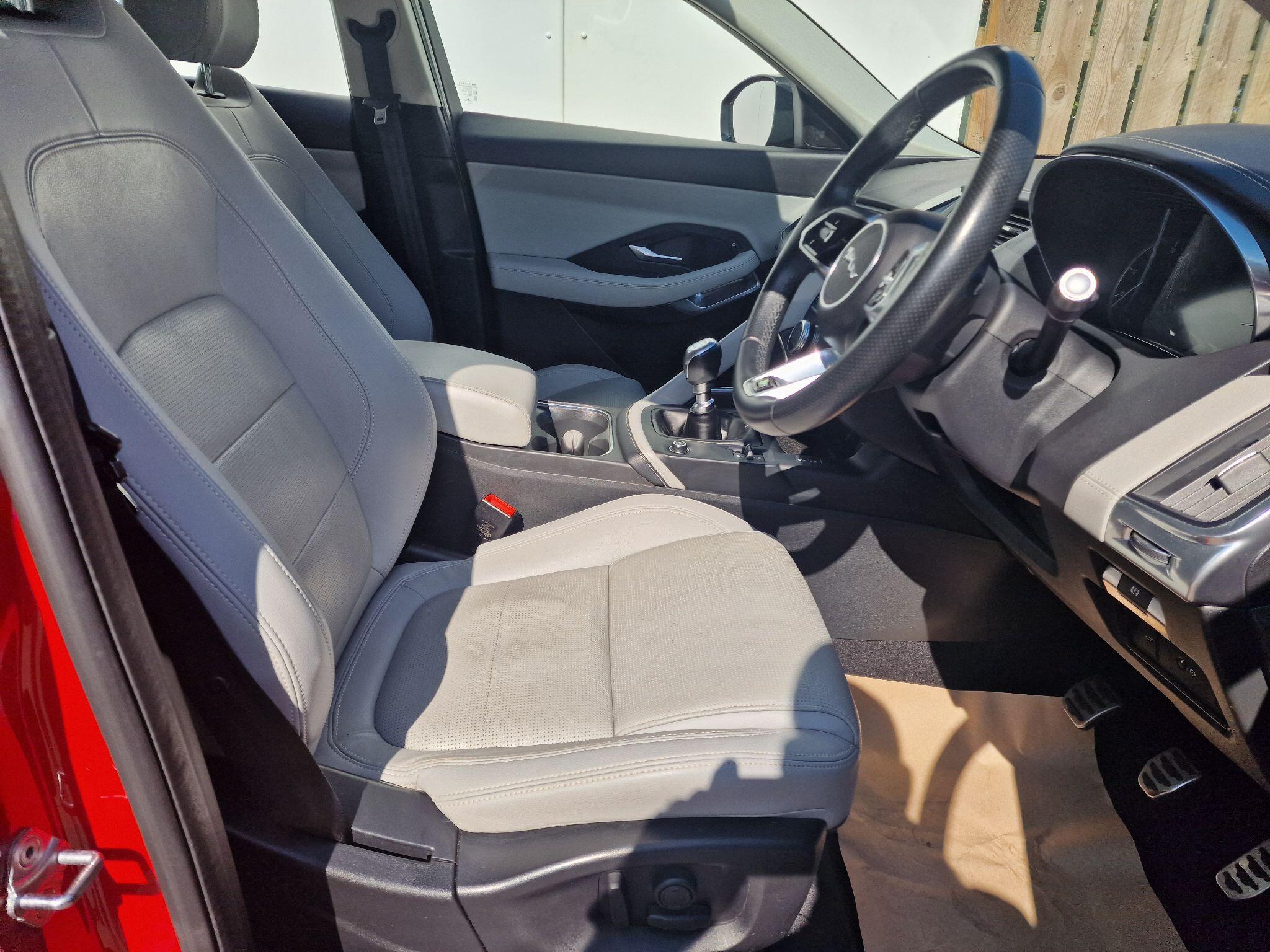 Jaguar E-Pace view 18
