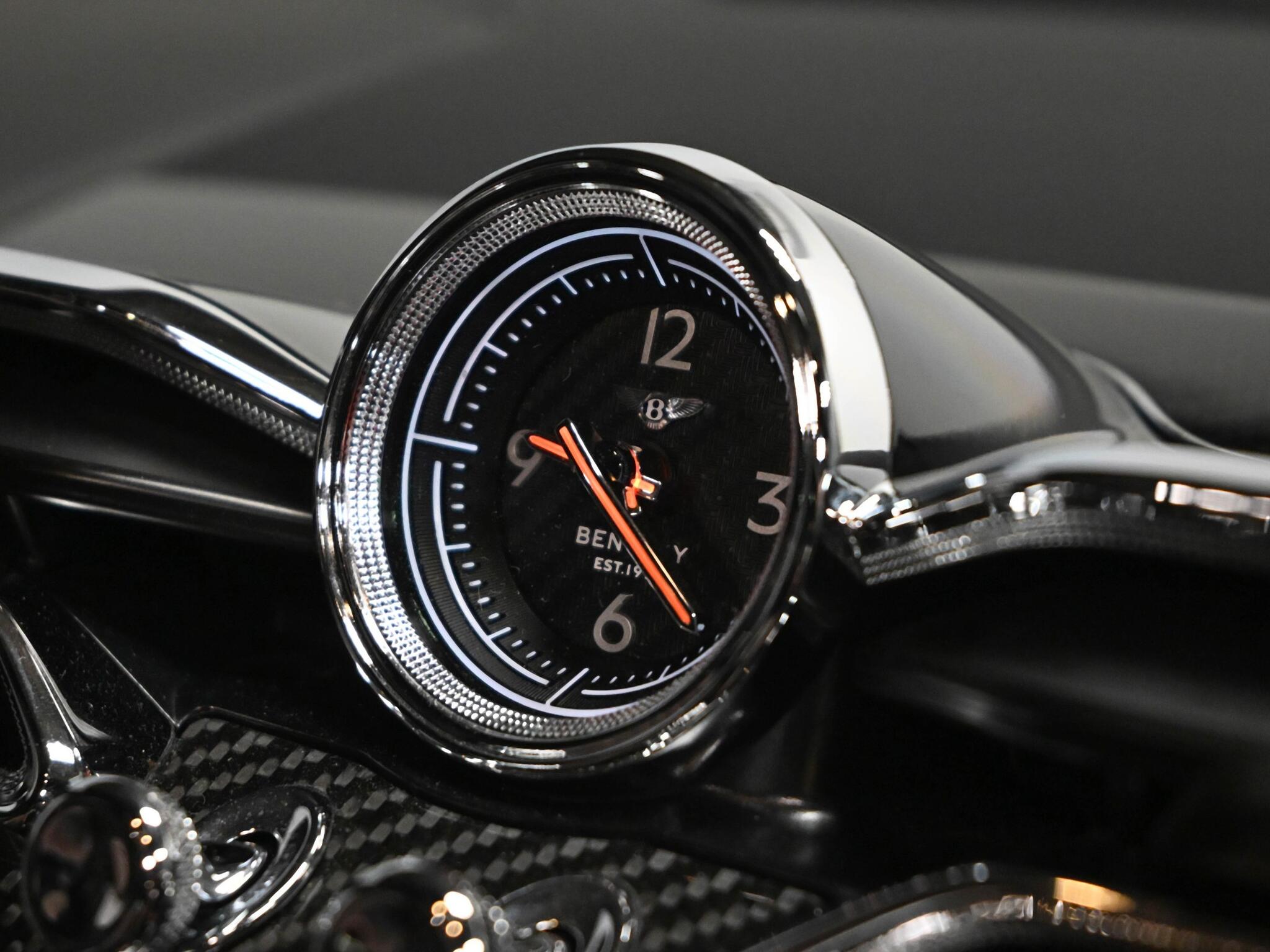 Bentley Bentayga view 67