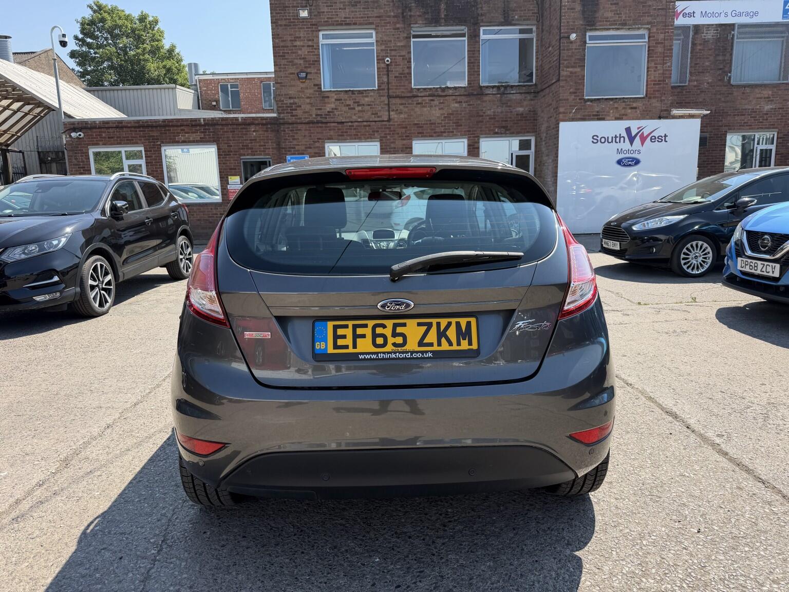 Ford Fiesta view 8