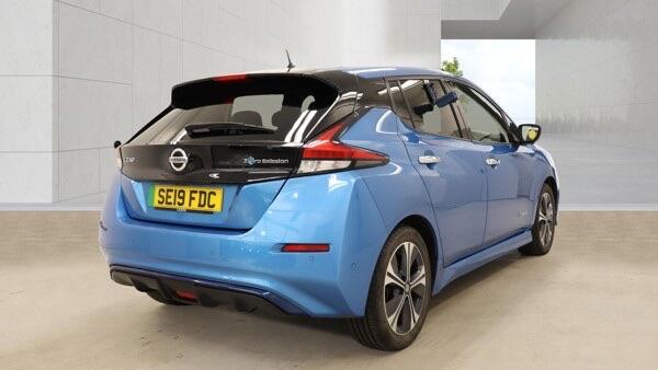 Nissan Leaf view 4