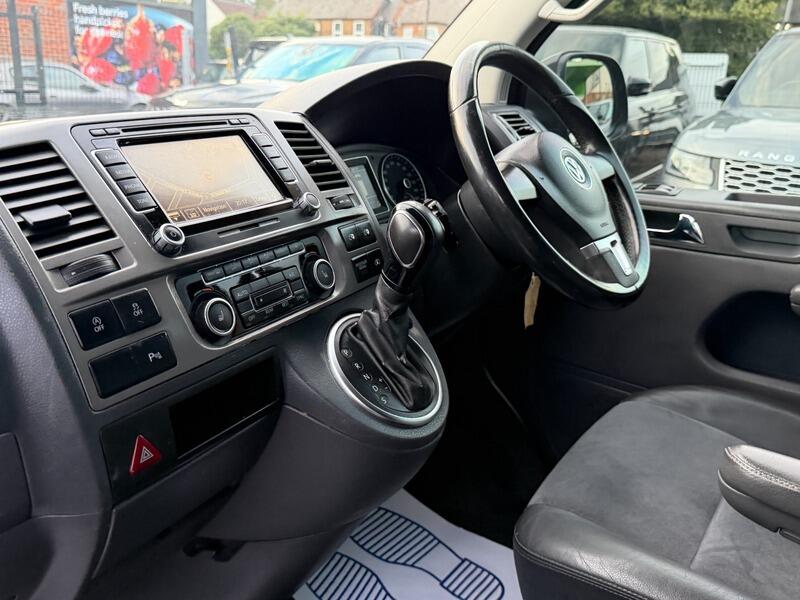 Volkswagen Caravelle view 37