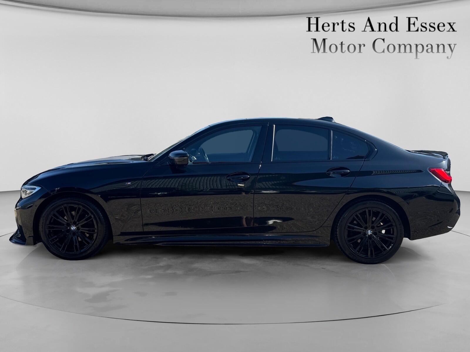 BMW 3 Series view 5