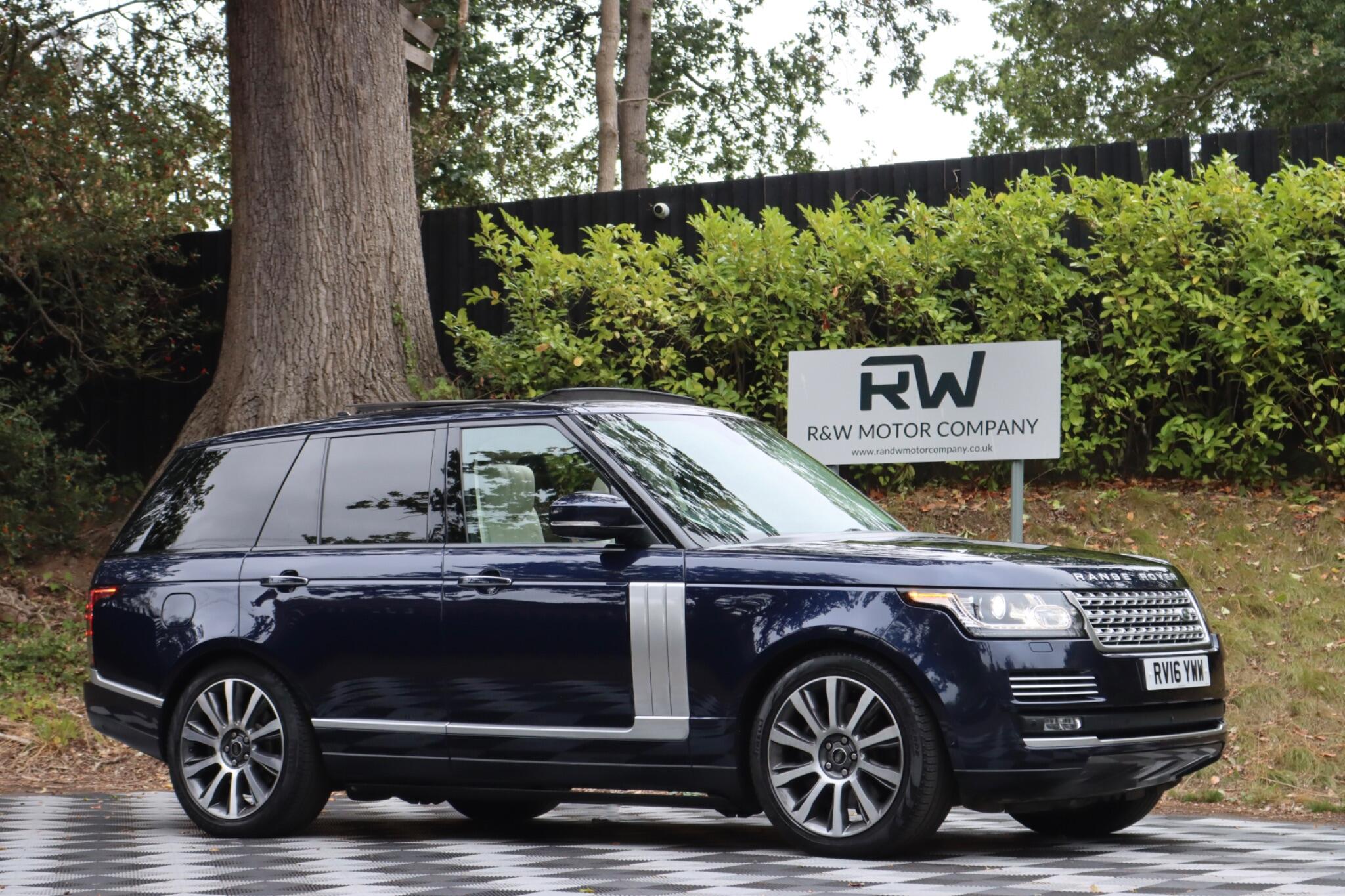 Land Rover Range Rover view 25