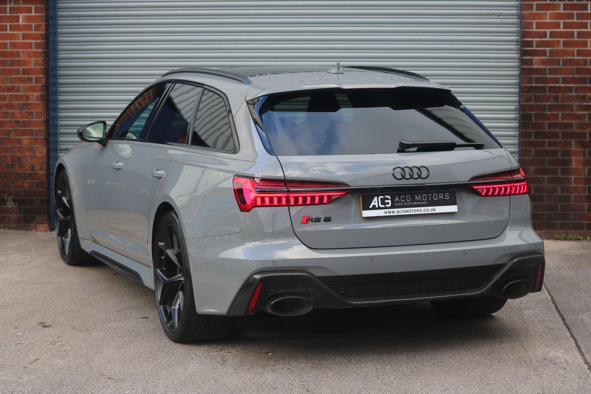 Audi RS6 view 2