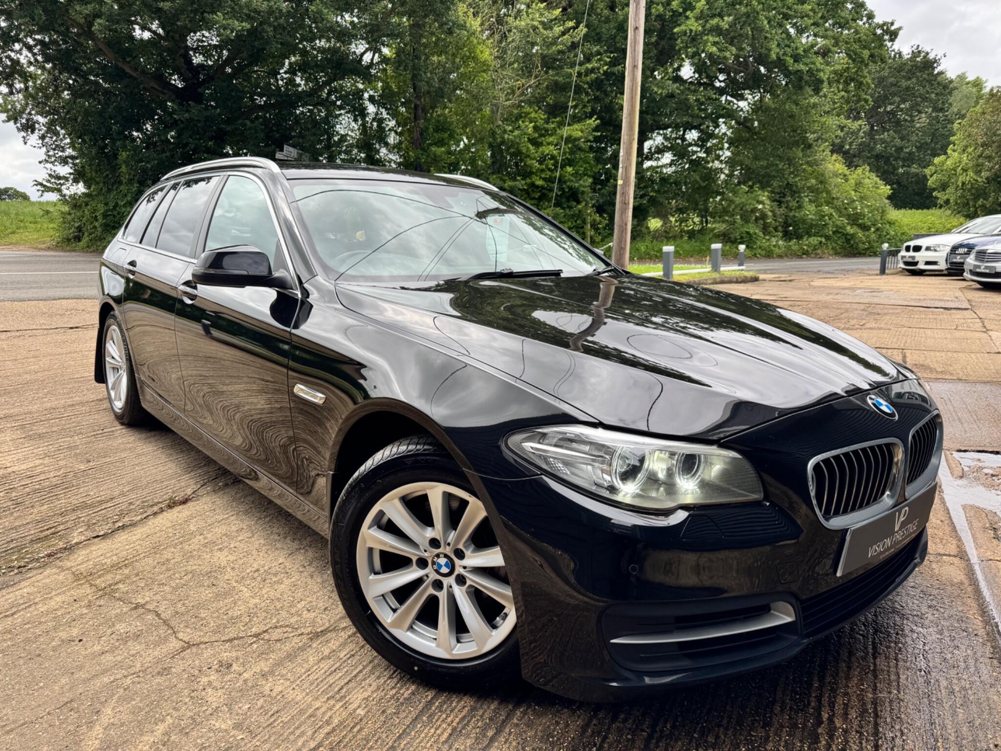 2017 BMW 5 Series 2.0 520d SE Touring Auto Euro 6 (s/s) 5dr