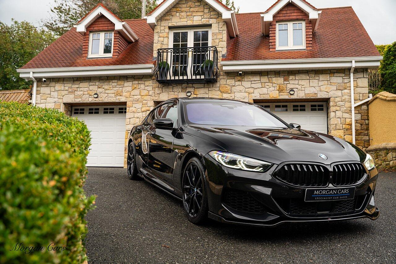 BMW 8 Series view 77