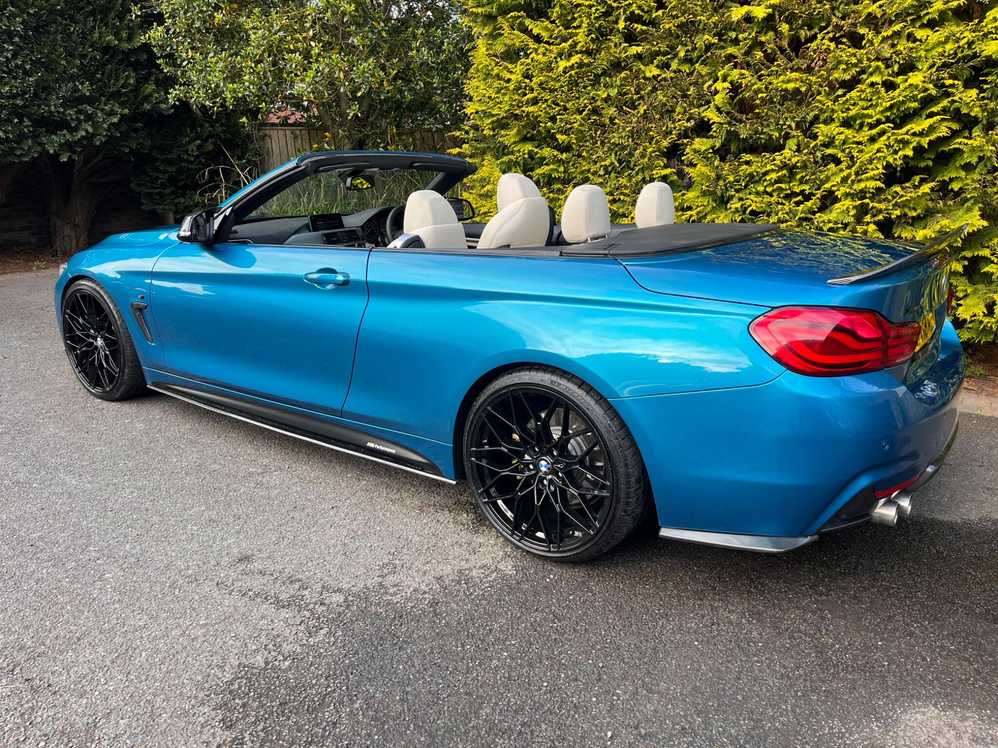 BMW 4 Series view 16