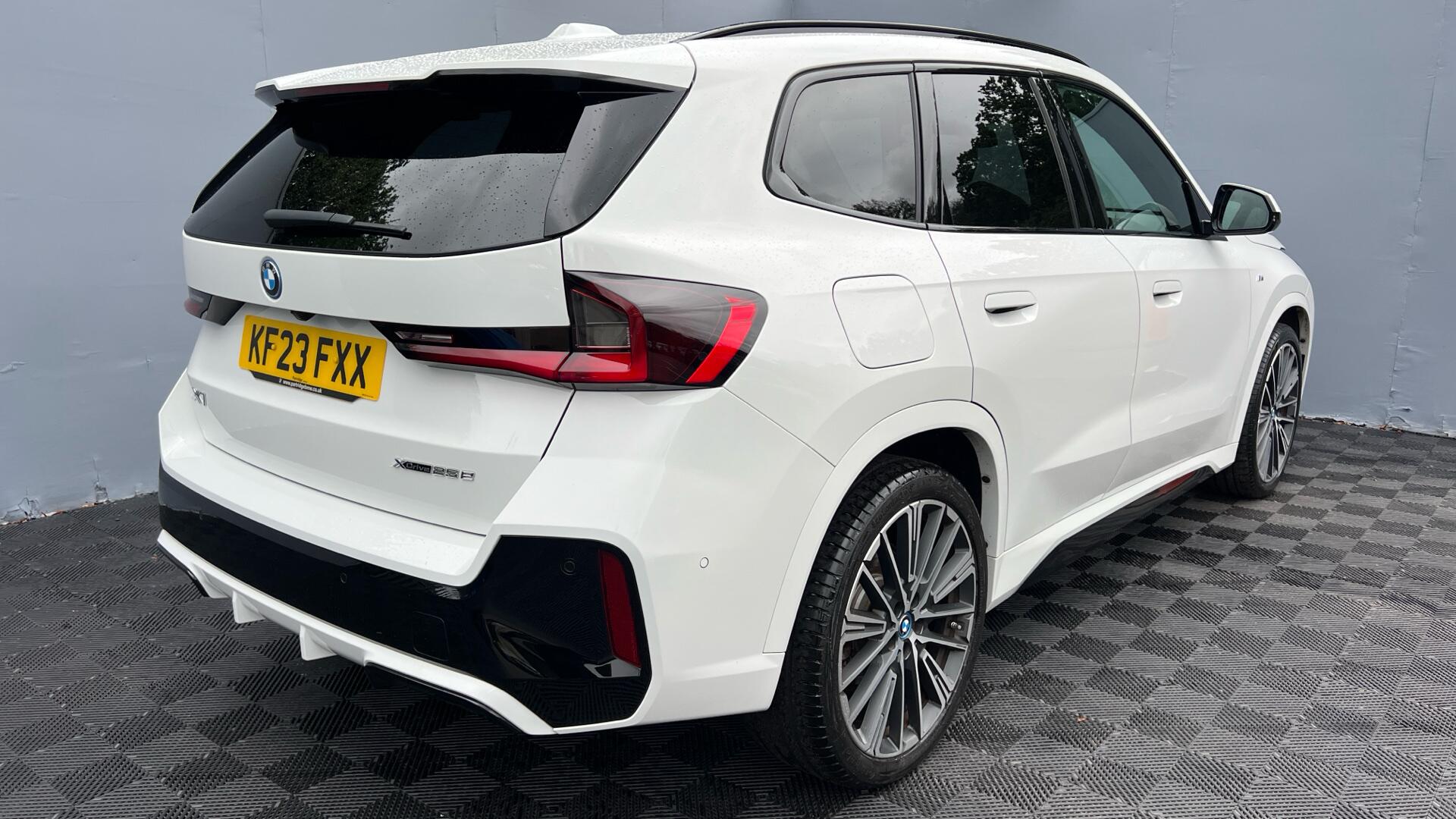 BMW X1 view 27