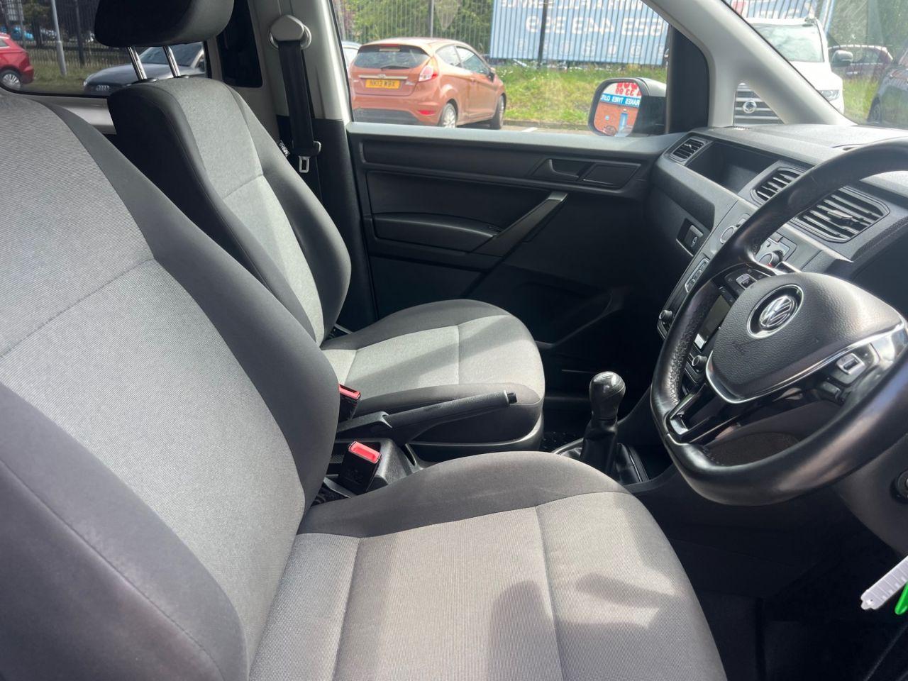 Volkswagen Caddy Maxi view 28