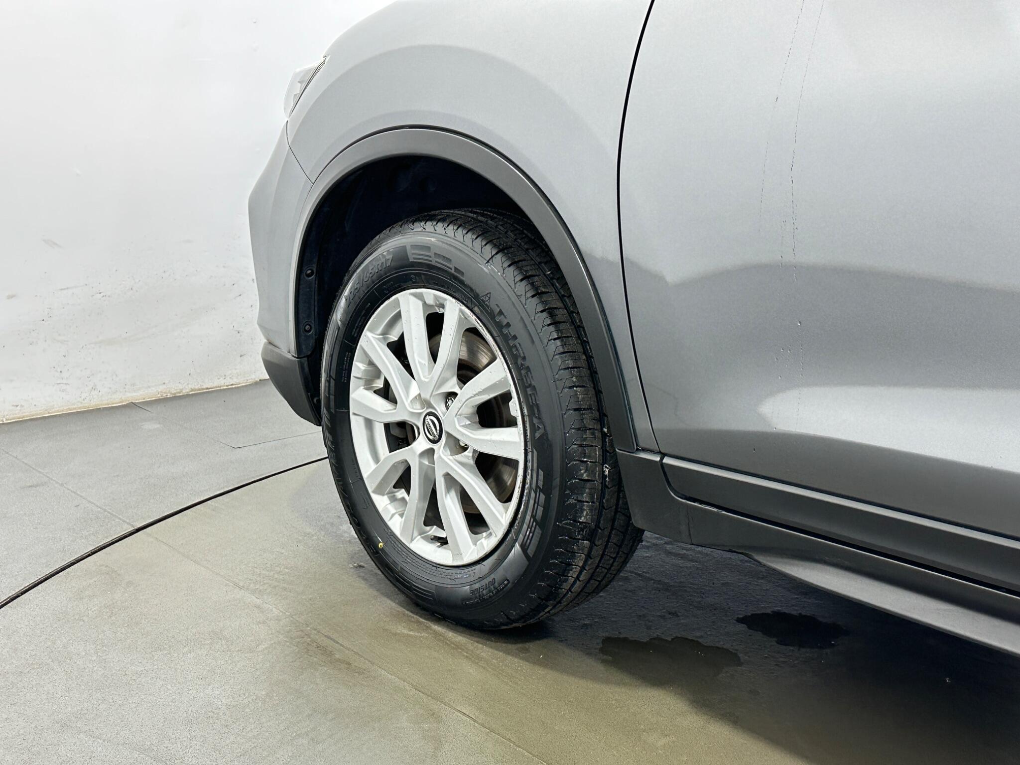 Nissan X-Trail view 52