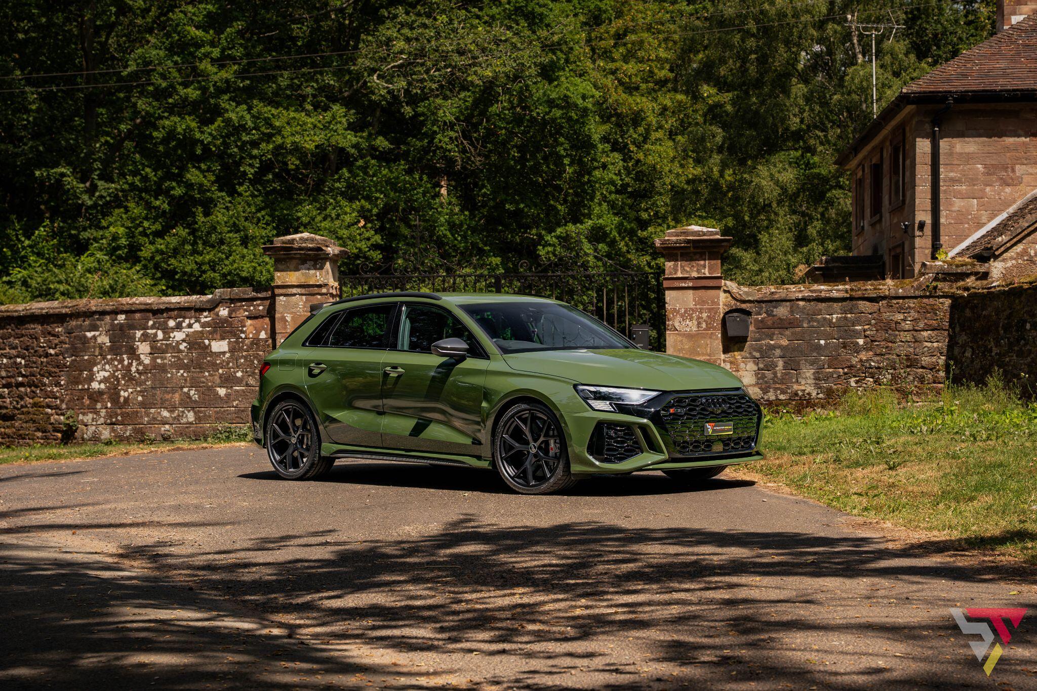 Audi RS3 view 12