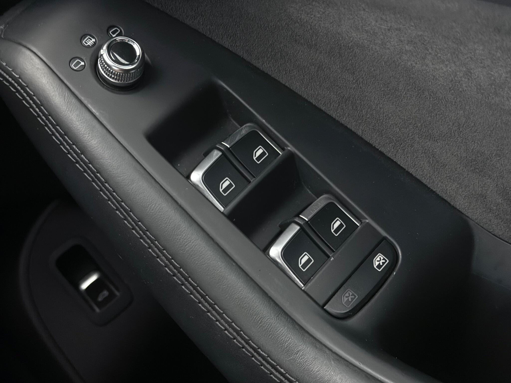 Audi Q5 view 22