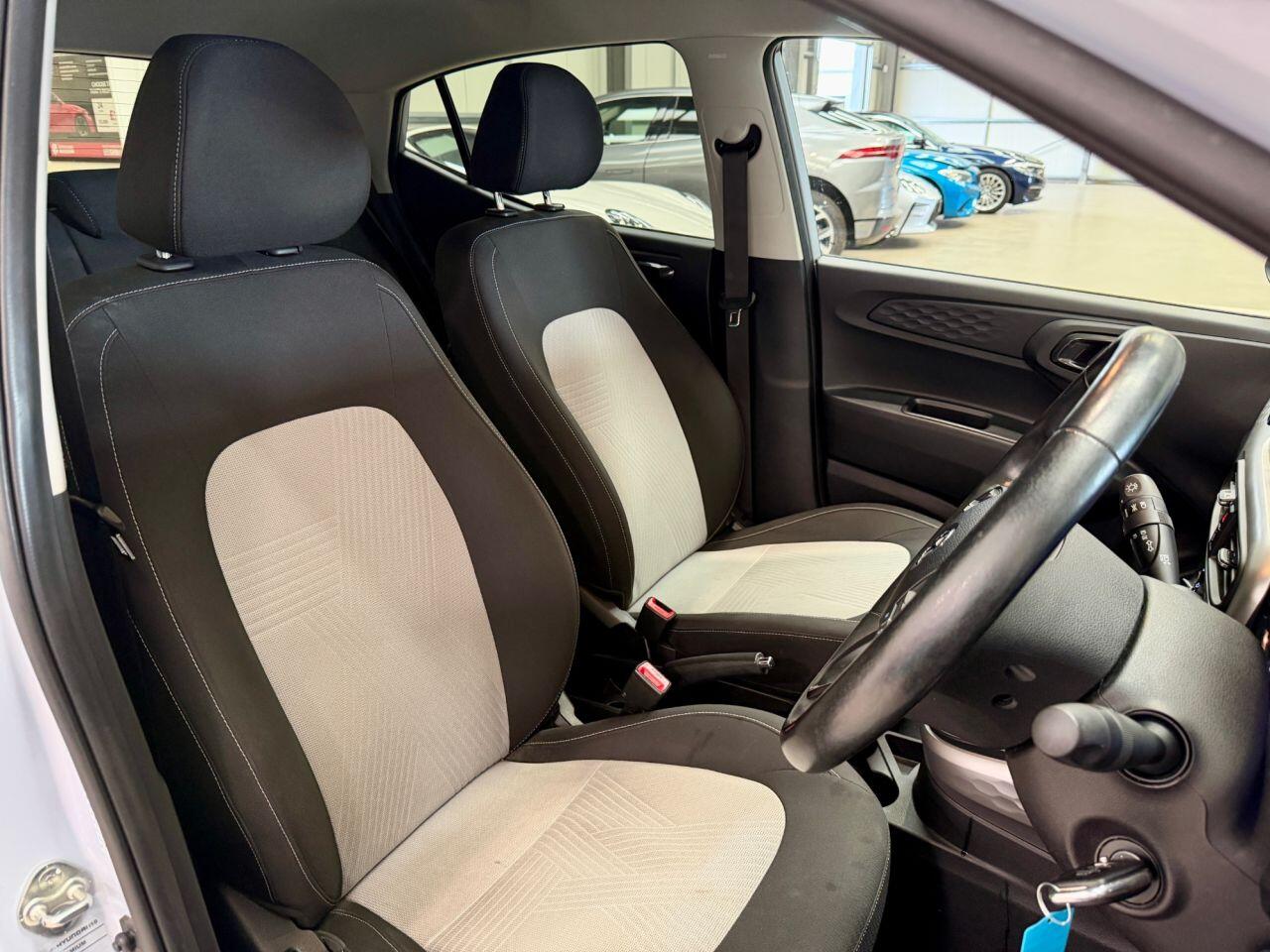 Hyundai I10 view 4