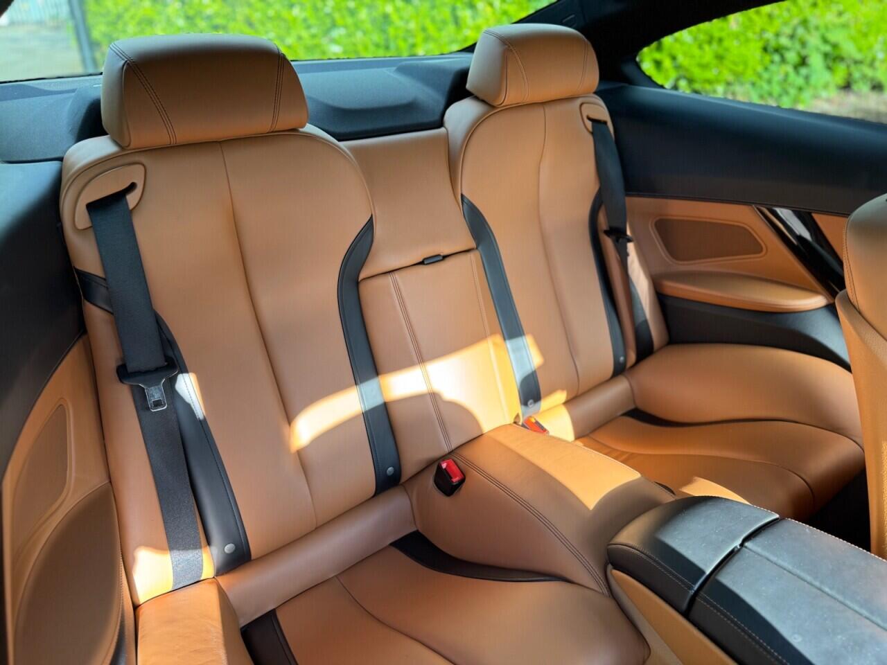 BMW 6 Series view 35