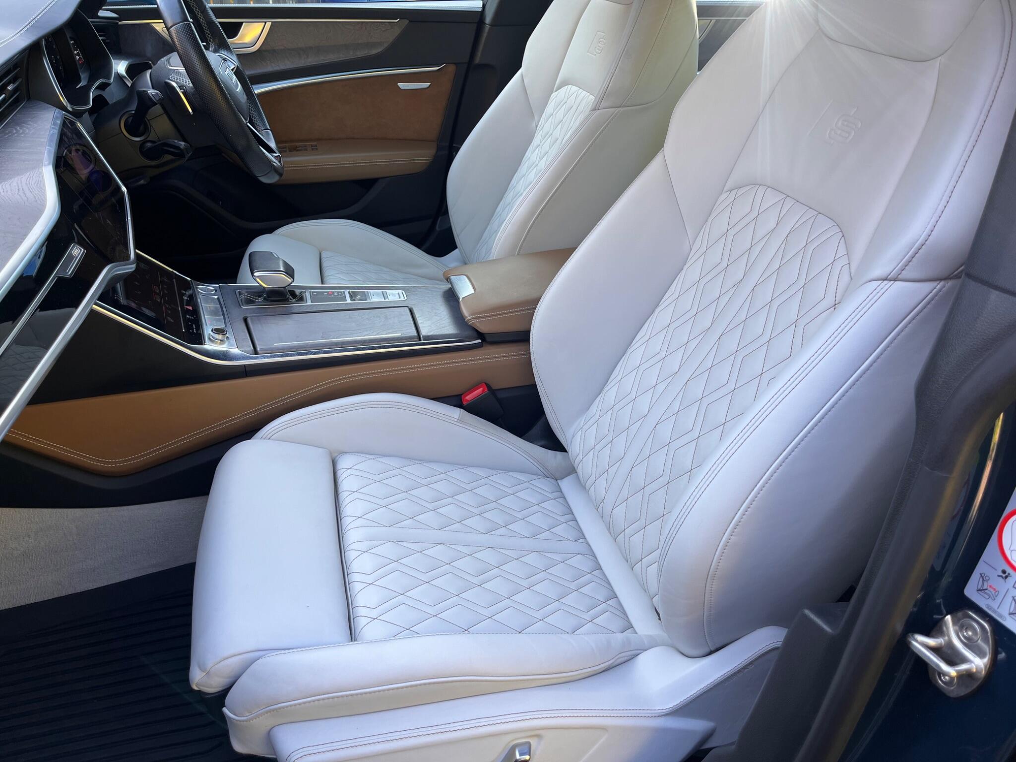 Audi A7 view 30