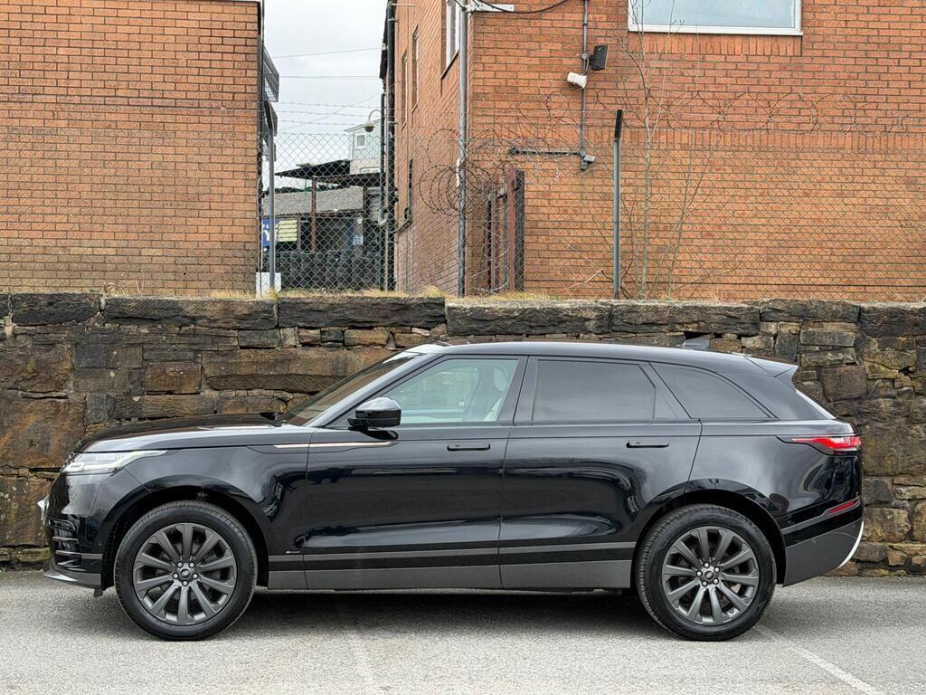 Land Rover Range Rover Velar view 4