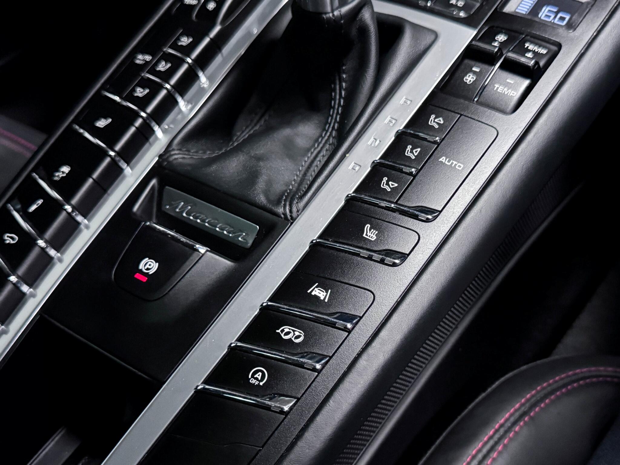 Porsche Macan view 49