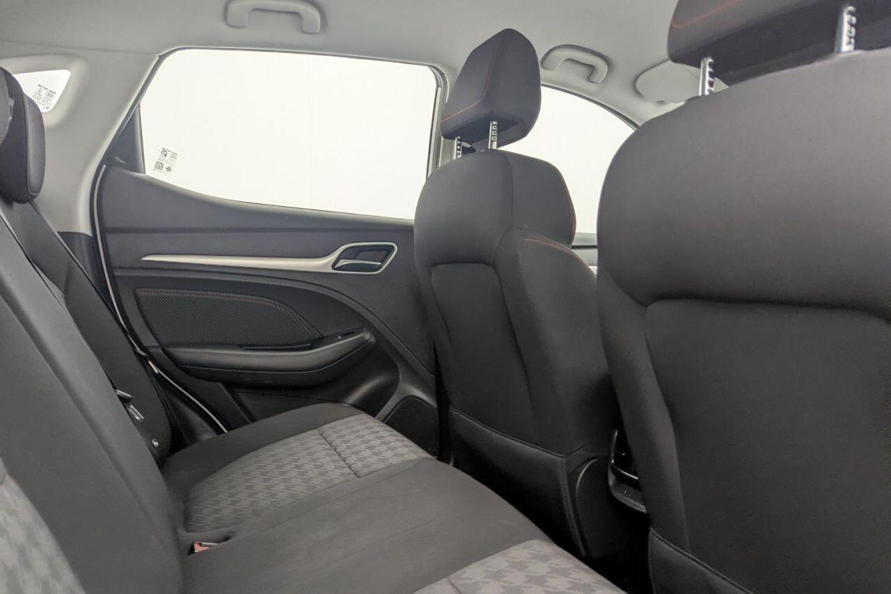 MG ZS view 18