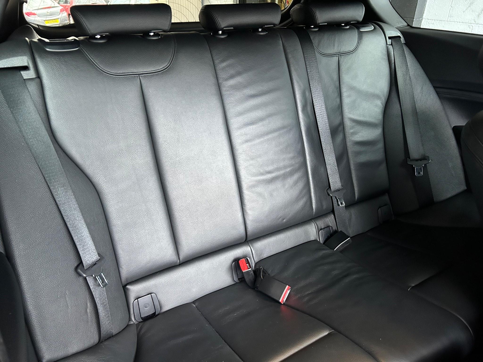 BMW 1 Series view 24