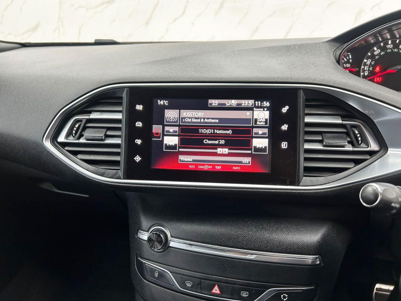 Peugeot 308 view 16