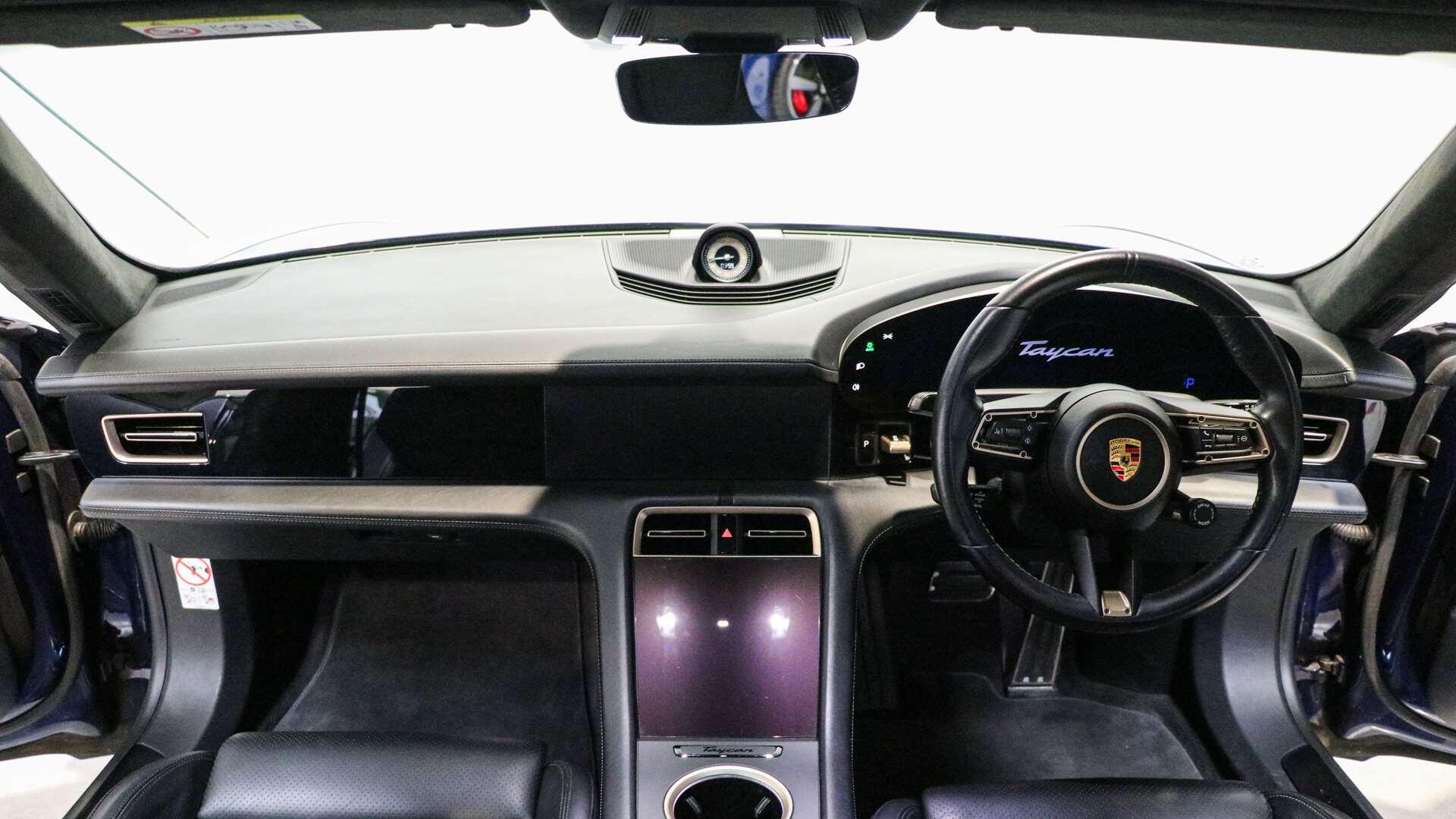 Porsche Taycan view 11