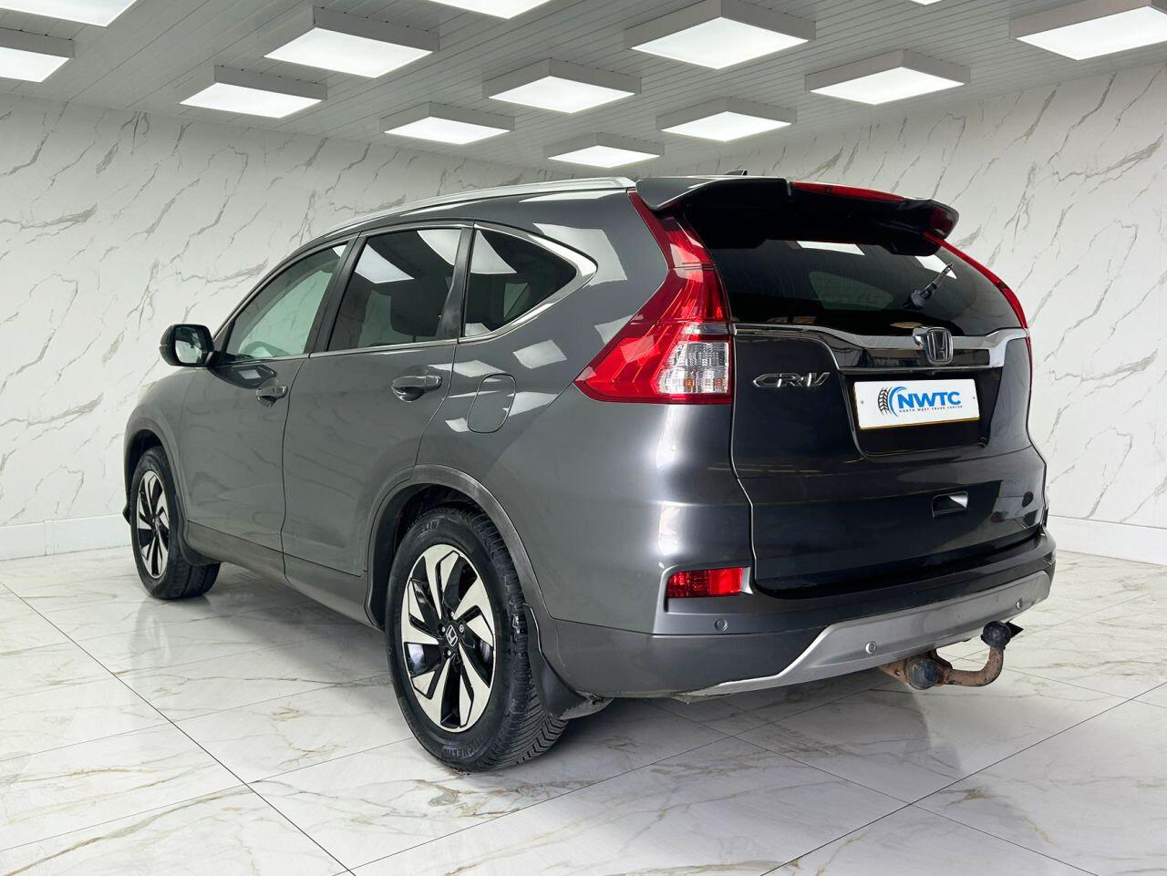 Honda CR-V view 8