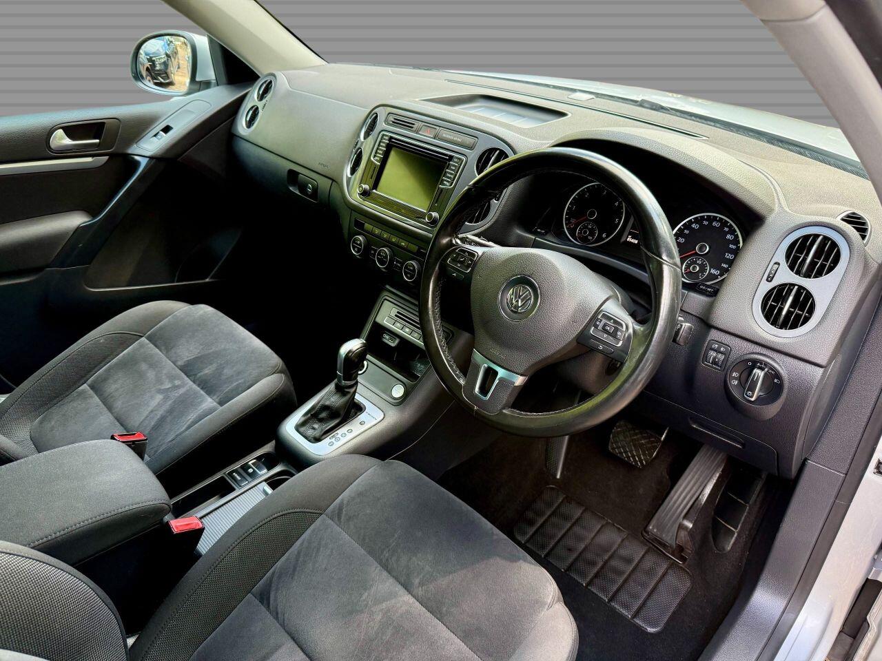 Volkswagen Tiguan view 14