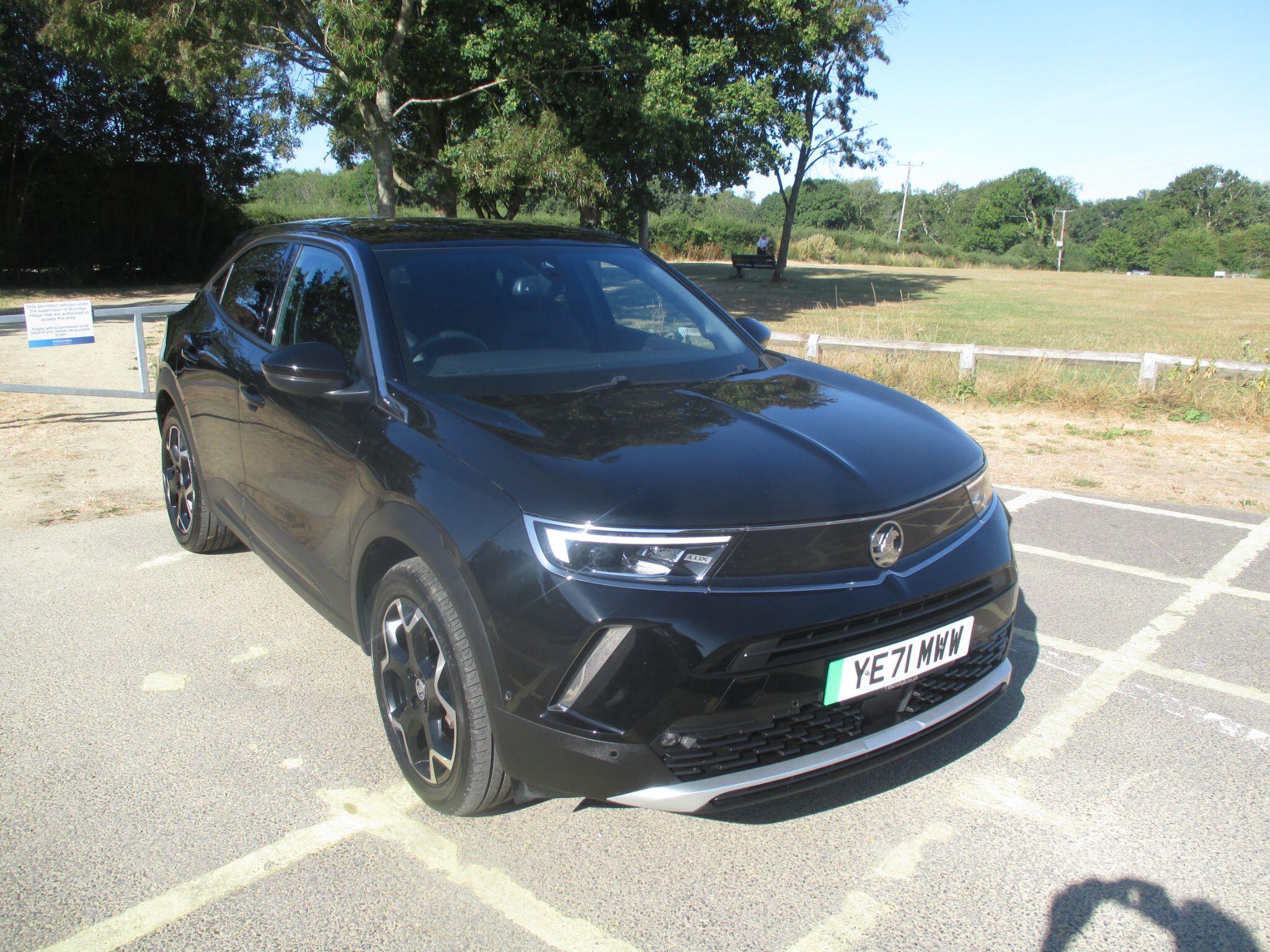 Vauxhall Mokka Electric view 3