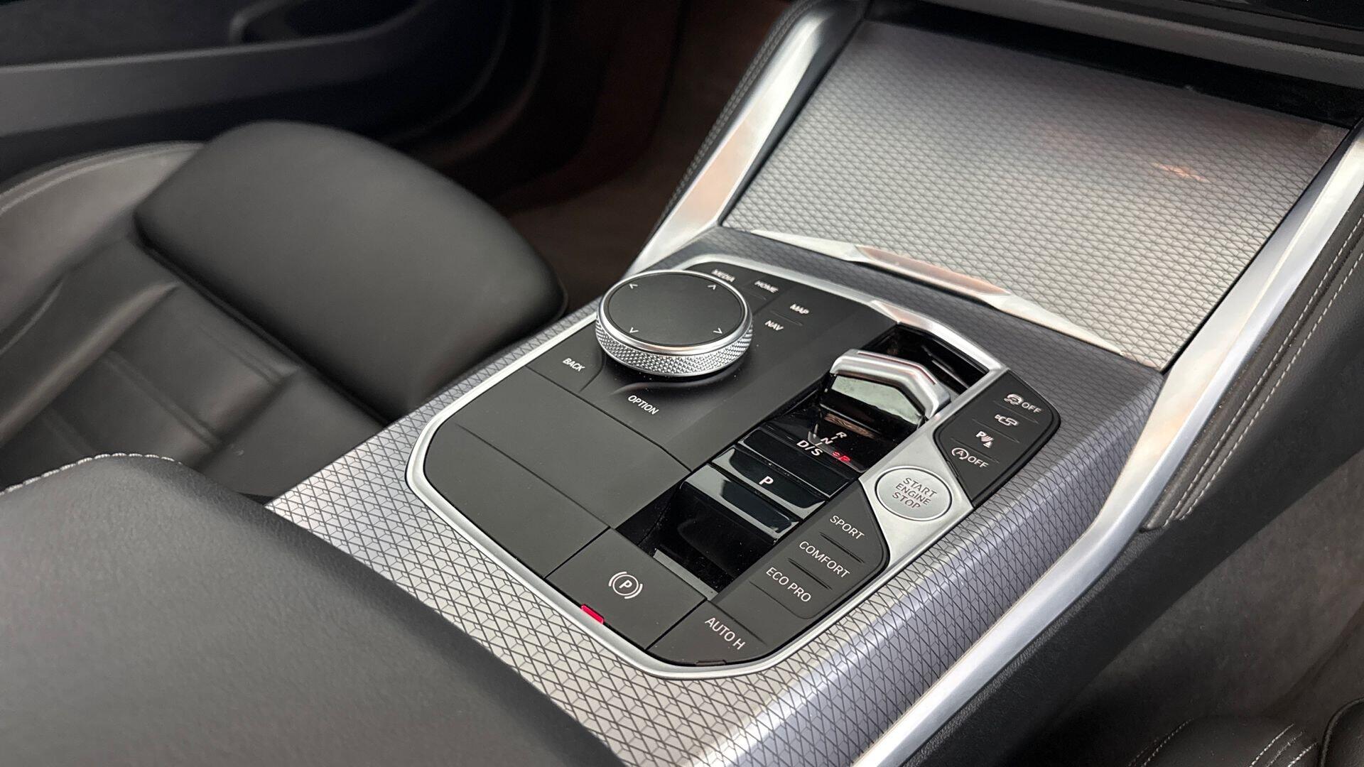 BMW 4 Series view 10