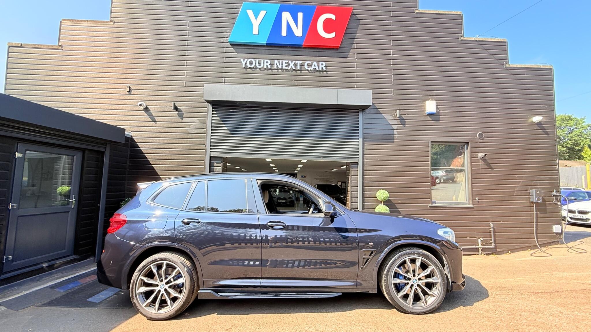 BMW X3 view 4
