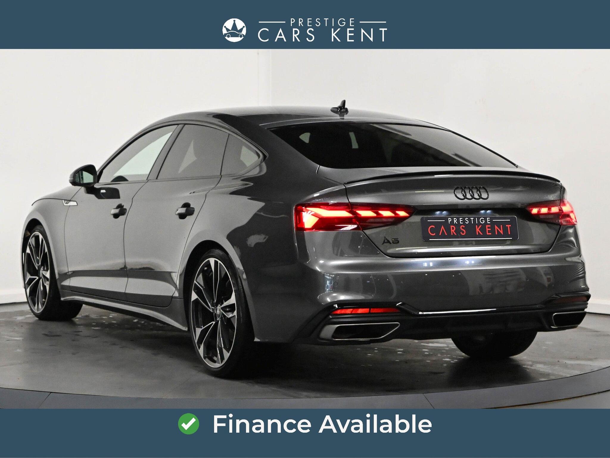 Audi A5 view 3