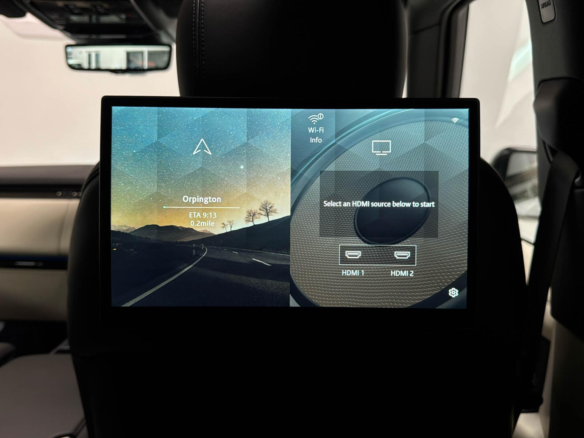 Land Rover Range Rover view 19
